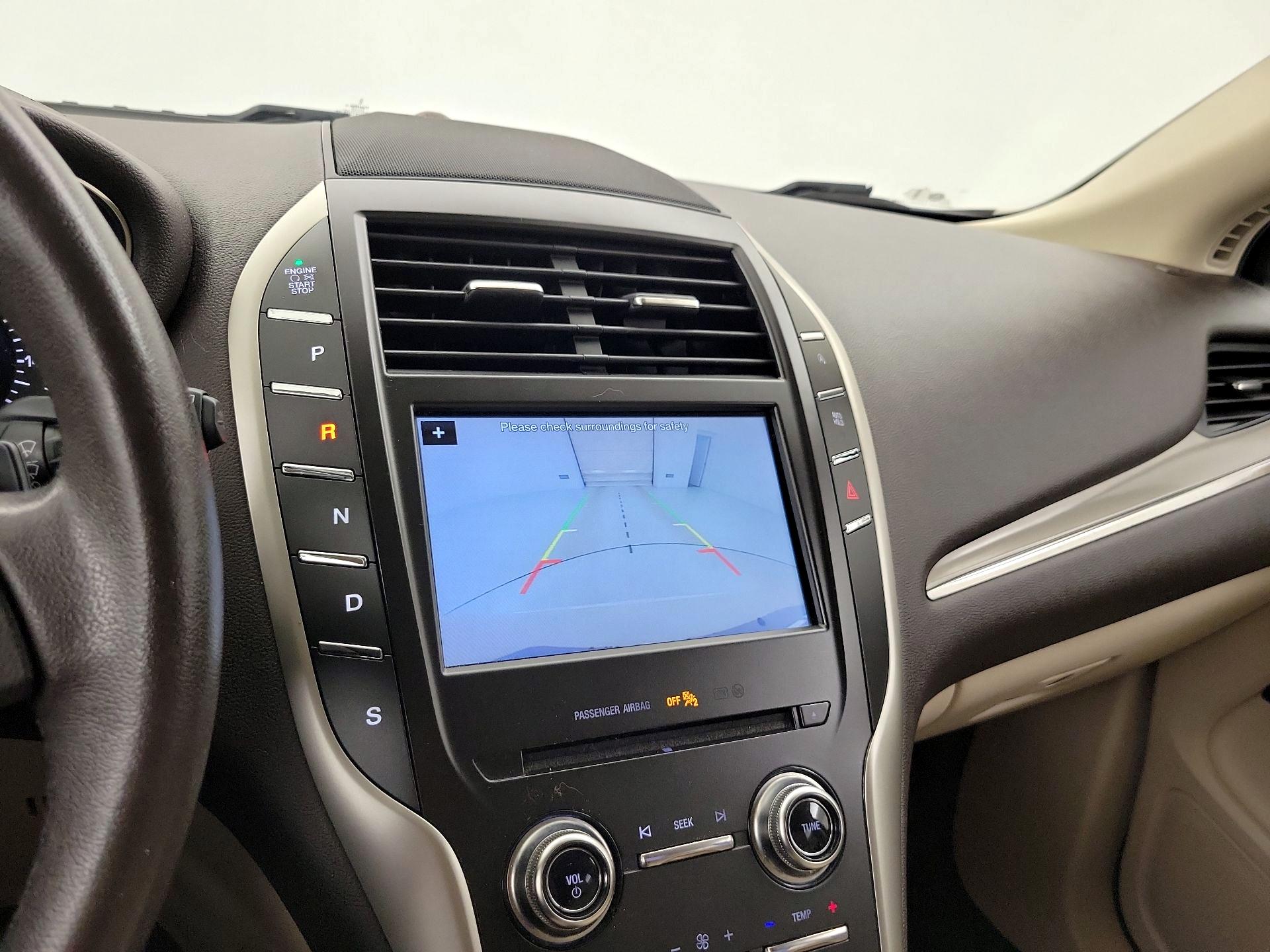 Thumbnail: 2018 Lincoln MKC - 14