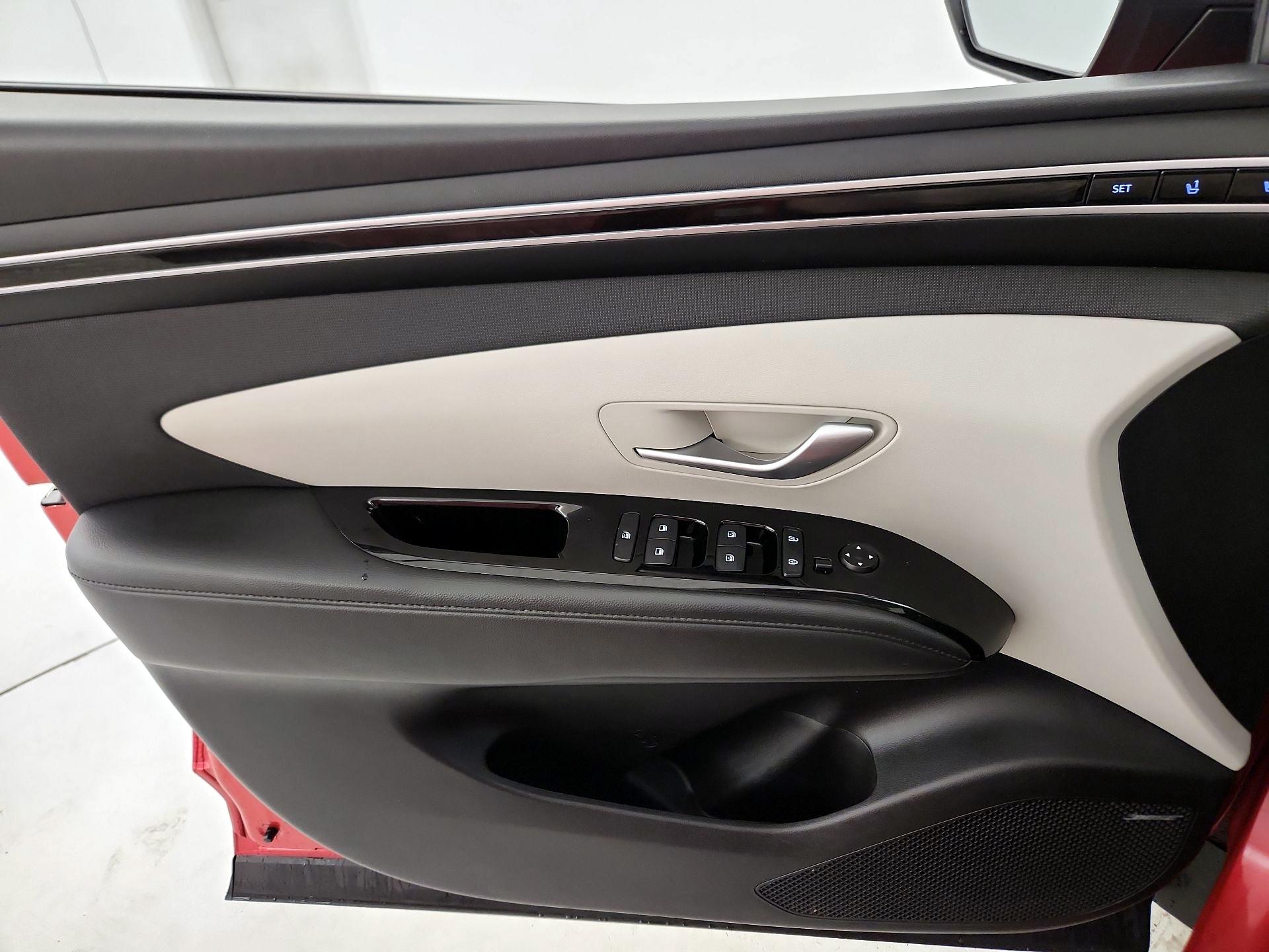 Thumbnail: 2022 Hyundai Tucson - 12