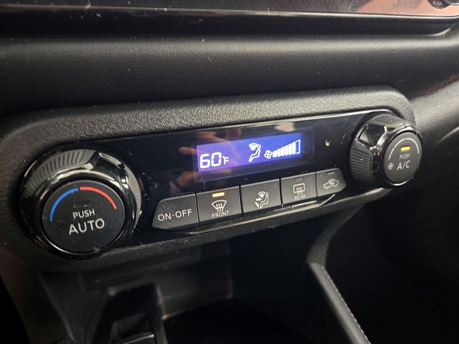 2023 Nissan Kicks SR - Photo 16