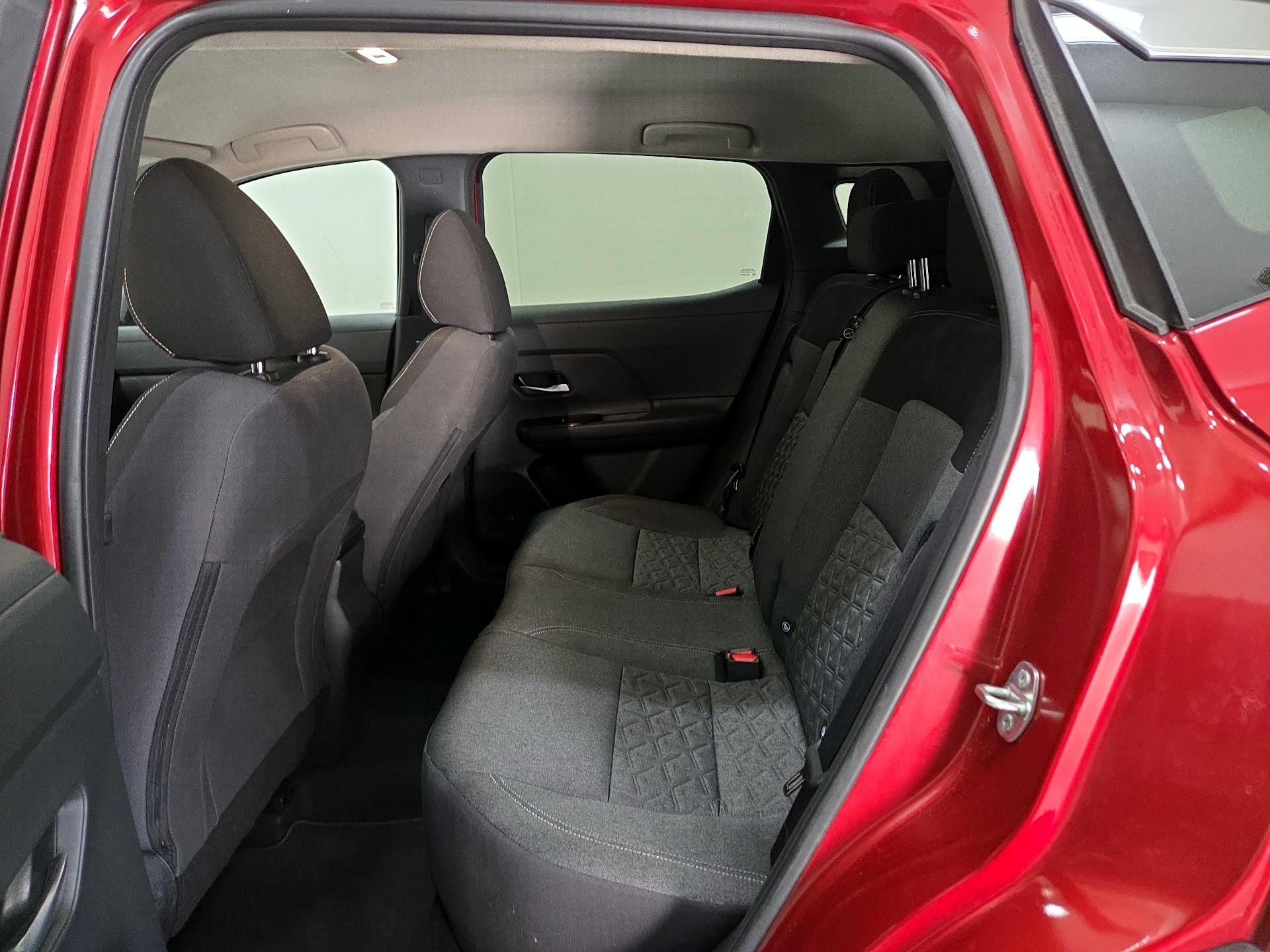 Thumbnail: 2025 Nissan Kicks - 19