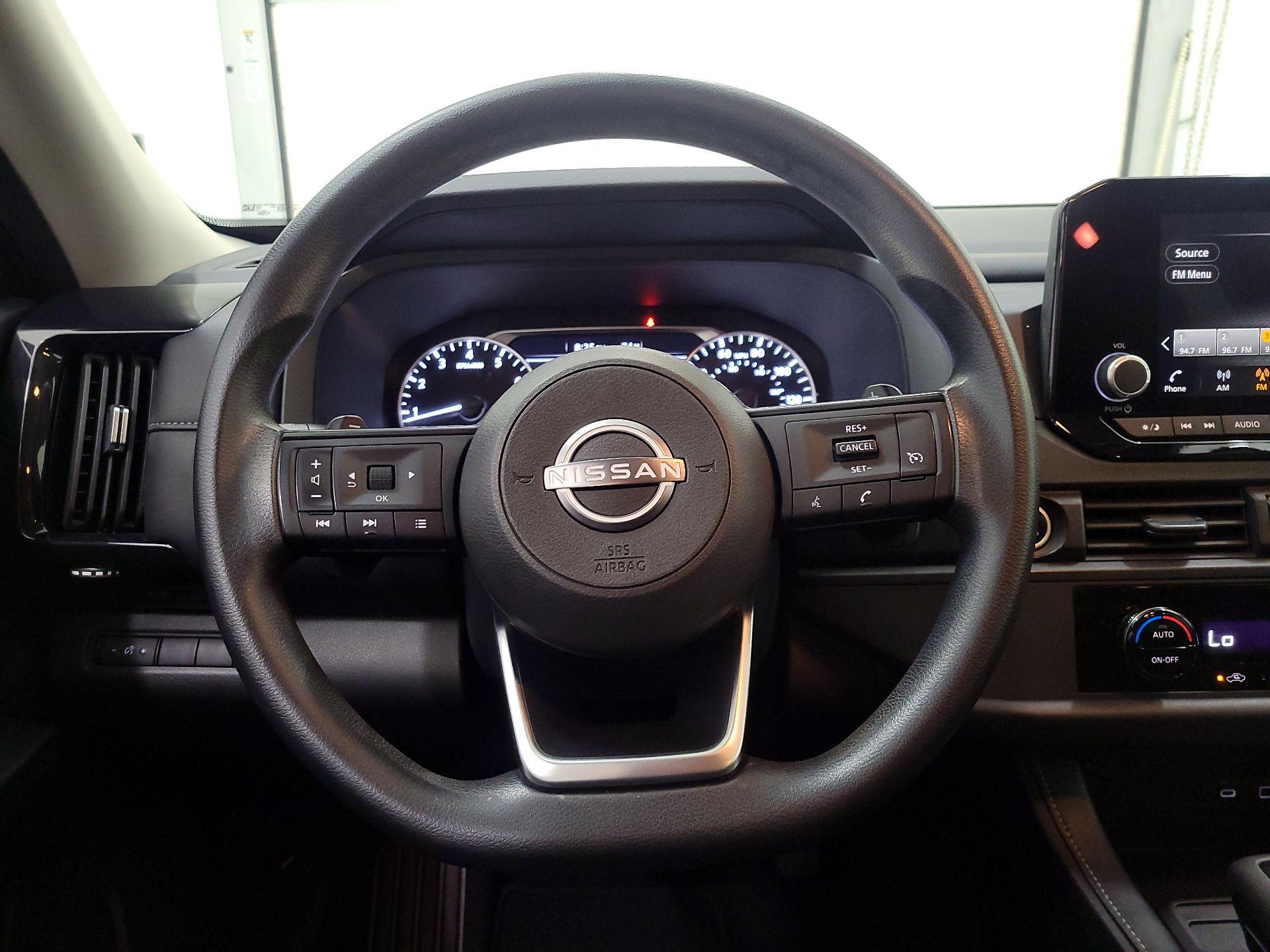 Thumbnail: 2024 Nissan Pathfinder - 10