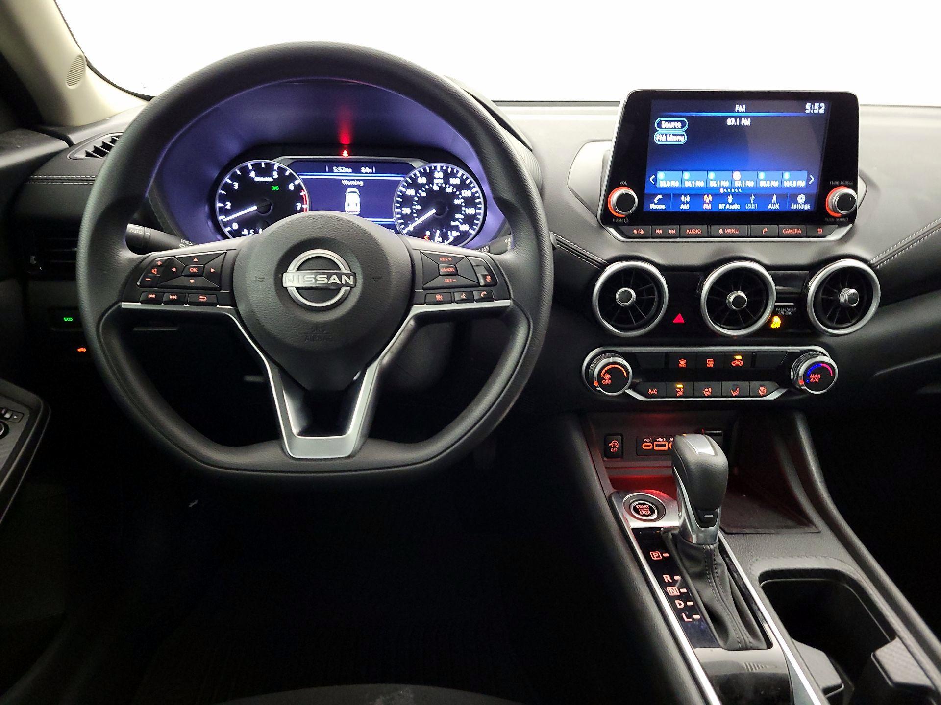 Thumbnail: 2024 Nissan Sentra - 10