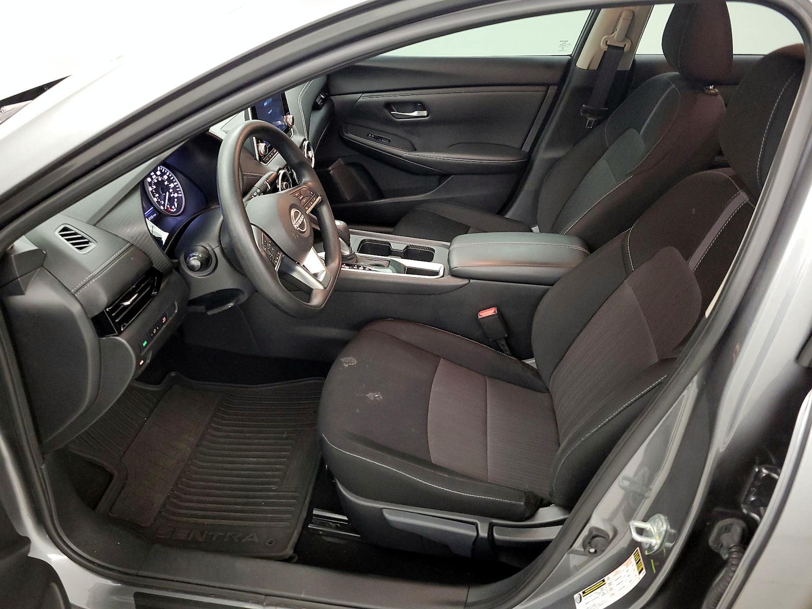 2024 Nissan Sentra SV - Photo 12