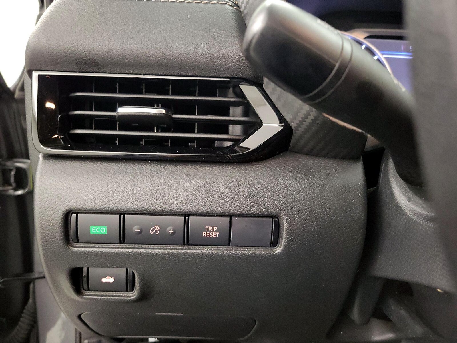 2024 Nissan Sentra SV - Photo 14