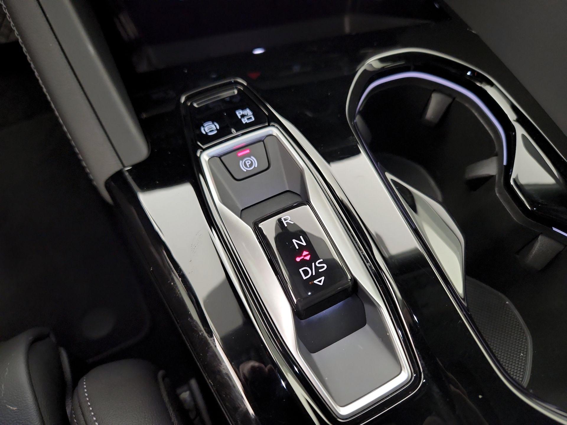 Thumbnail: 2025 Audi Q5 - 18