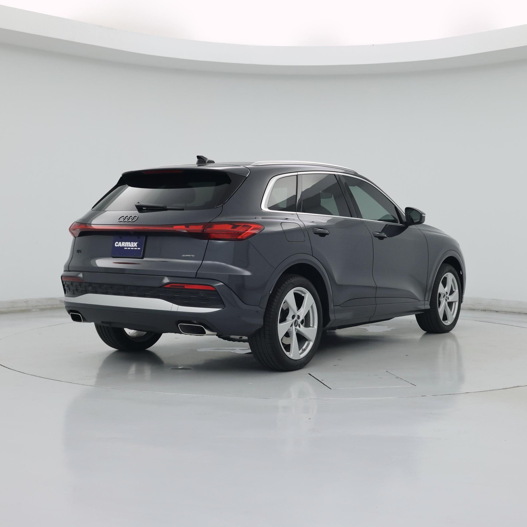 Thumbnail: 2025 Audi Q5 - 8