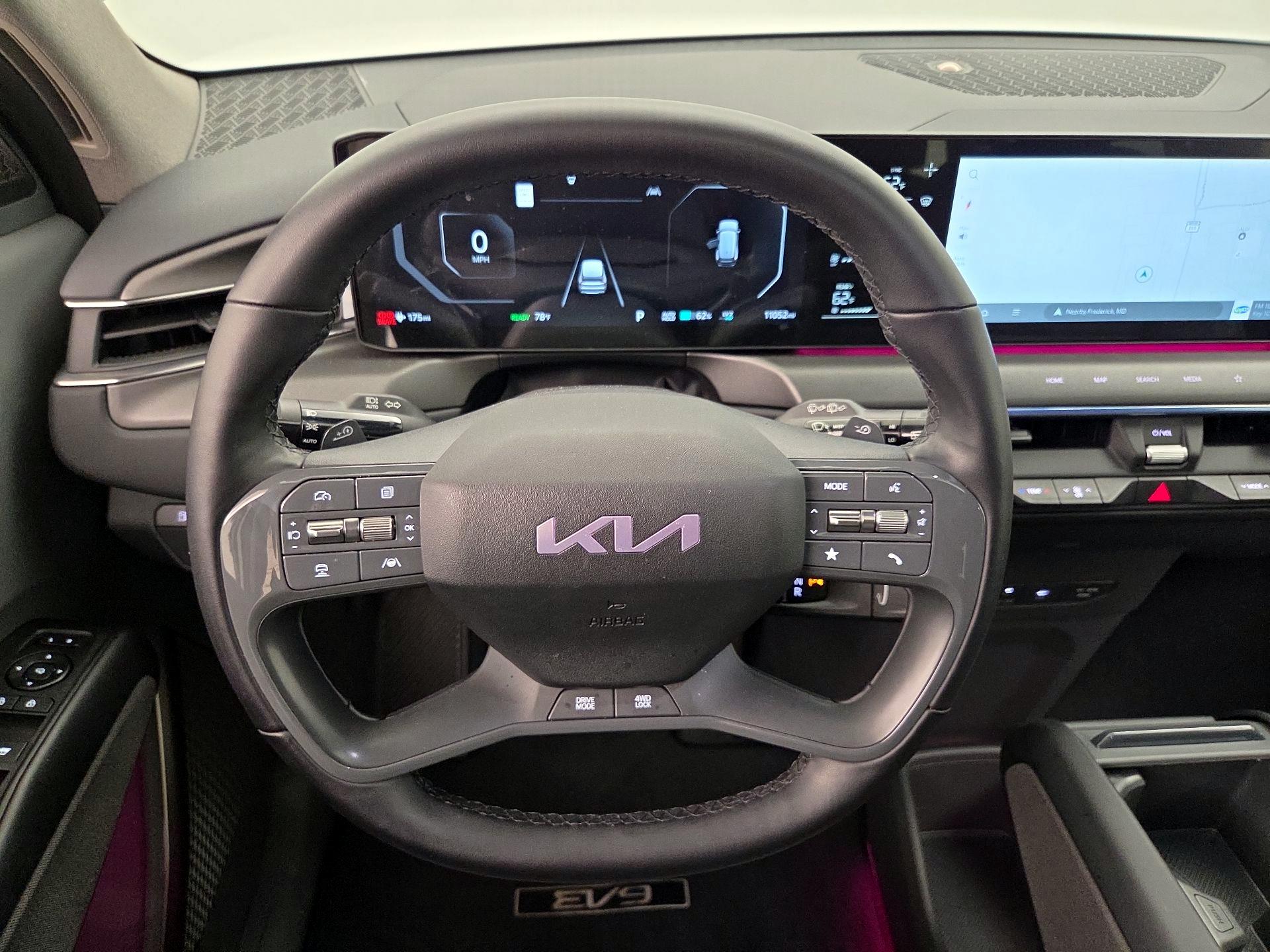Thumbnail: 2024 Kia EV9 - 10