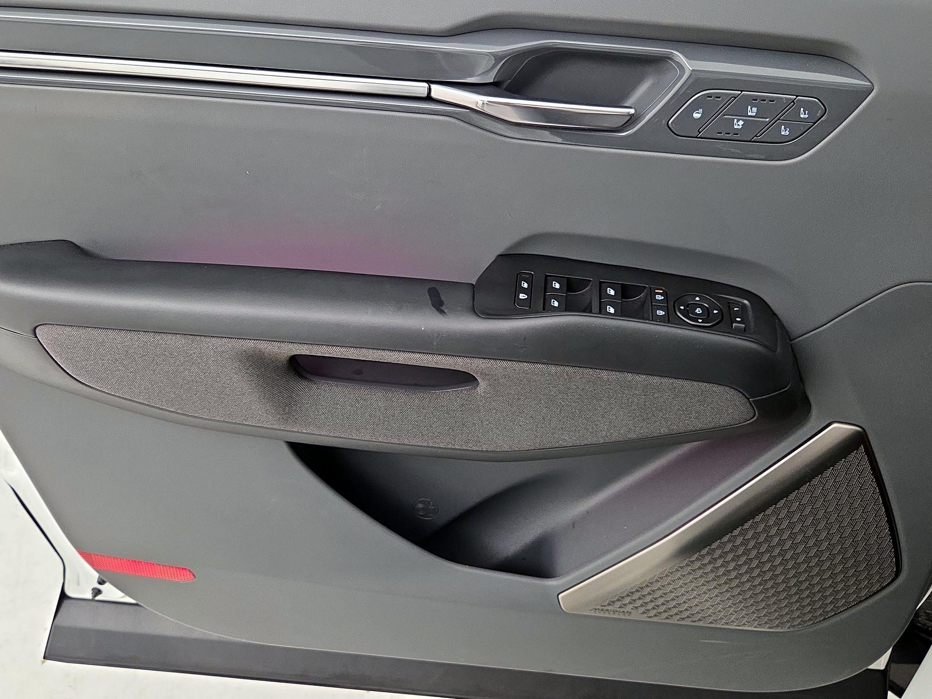 Thumbnail: 2024 Kia EV9 - 12