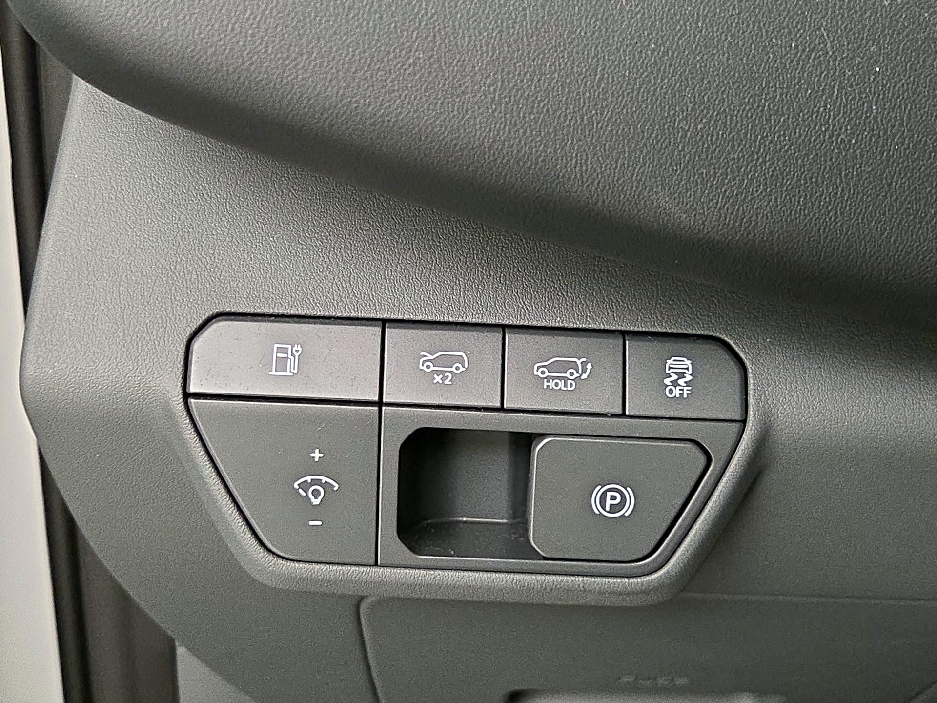 Thumbnail: 2024 Kia EV9 - 13