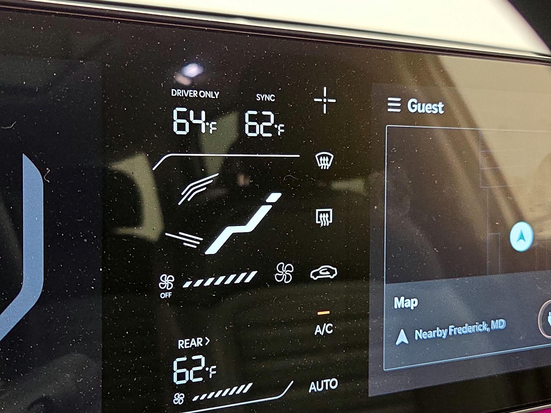 Thumbnail: 2024 Kia EV9 - 17