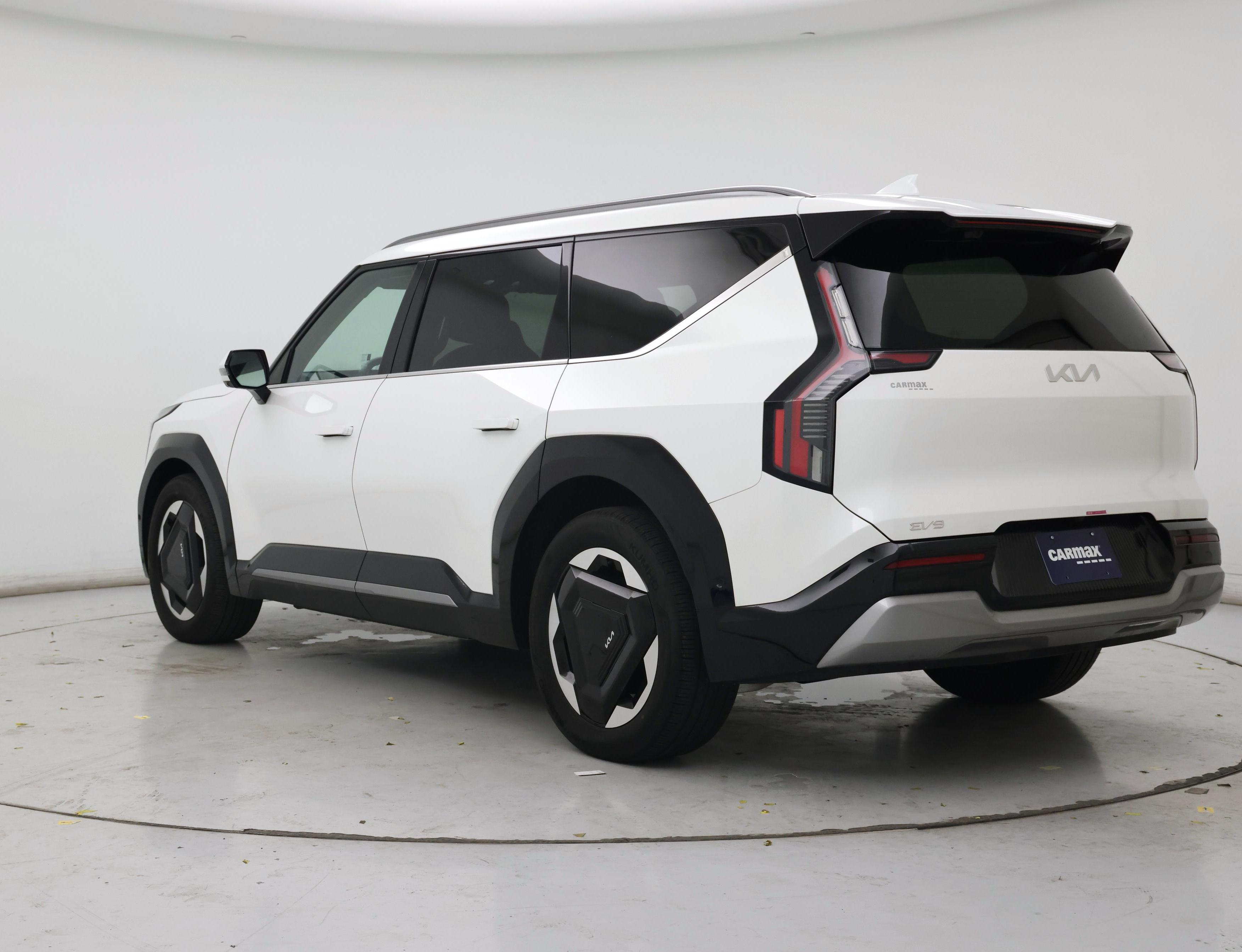 Thumbnail: 2024 Kia EV9 - 2
