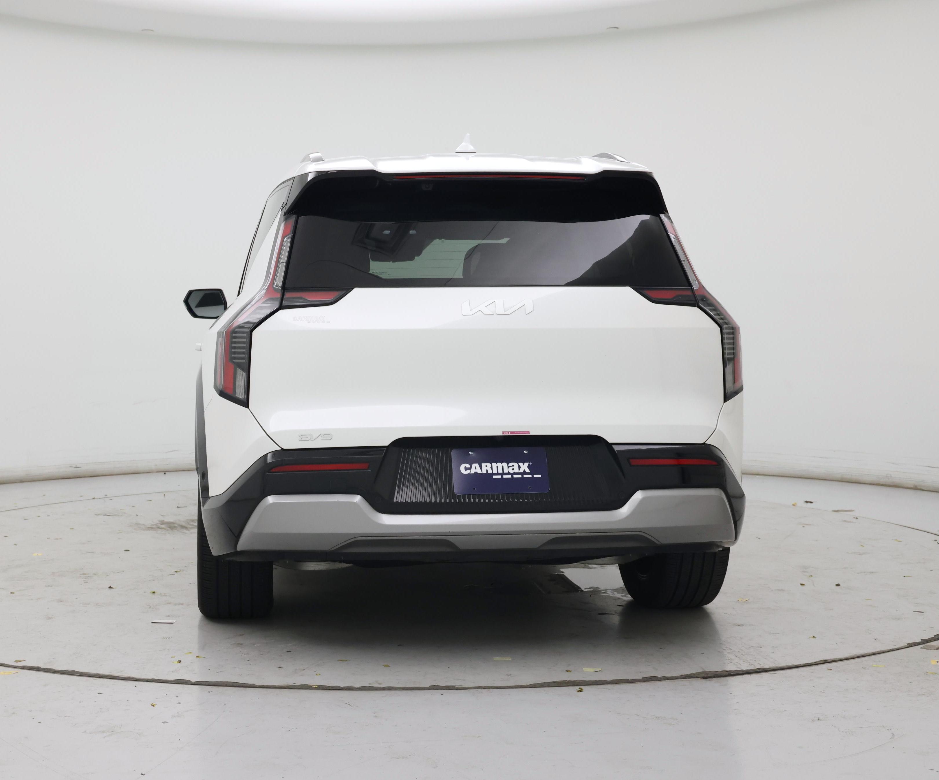 Thumbnail: 2024 Kia EV9 - 6