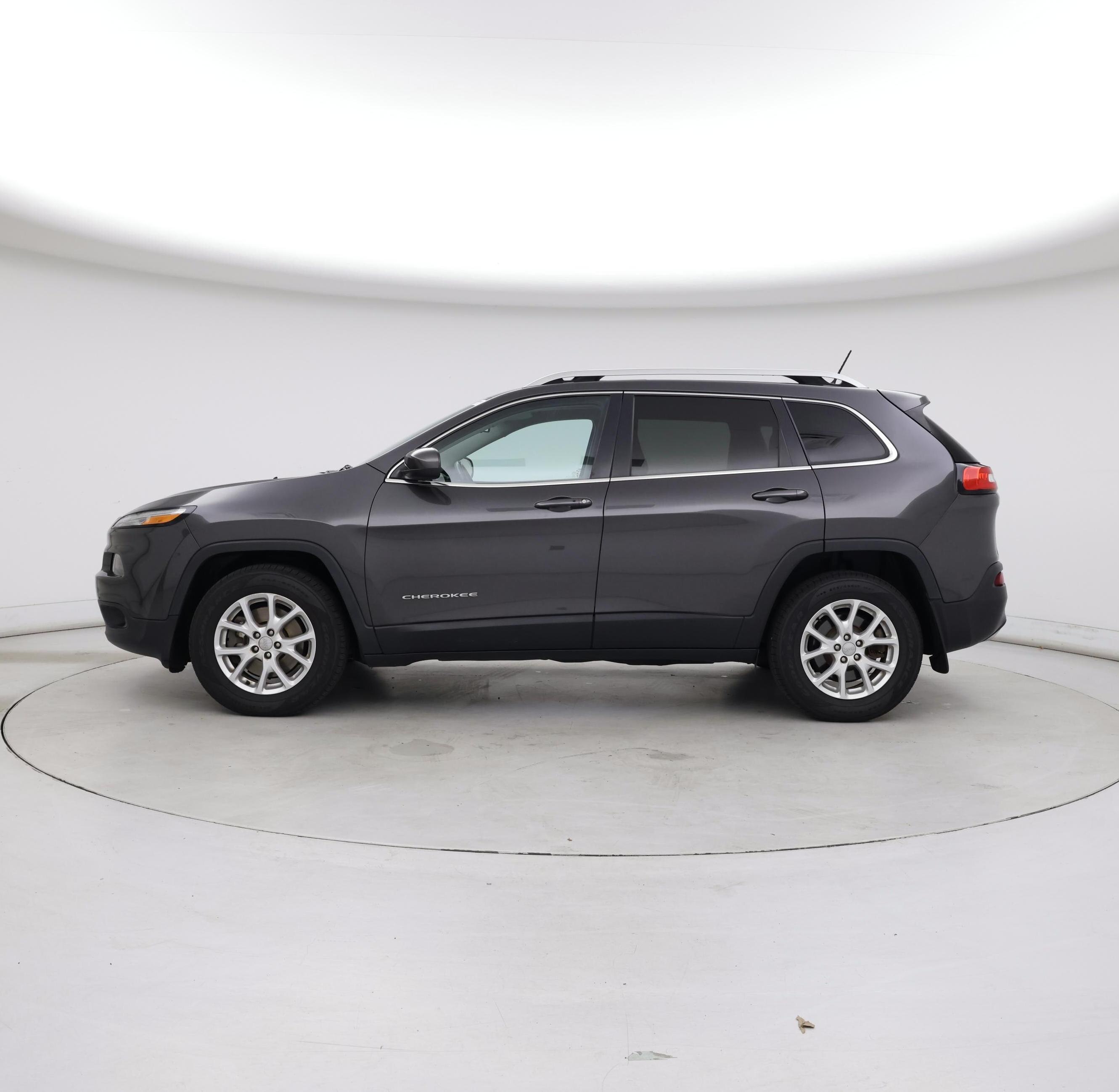 Thumbnail: 2015 Jeep Cherokee - 3