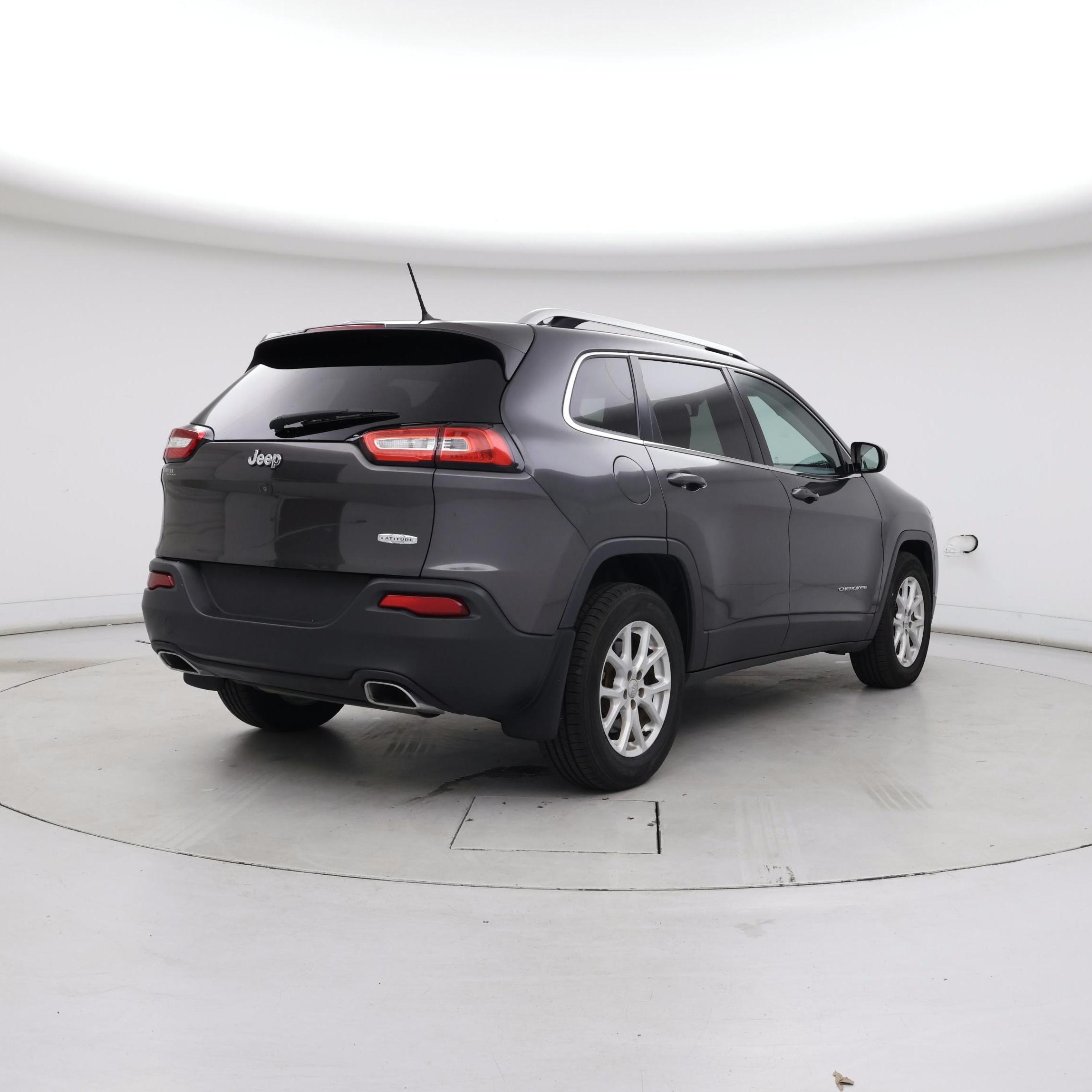 Thumbnail: 2015 Jeep Cherokee - 8