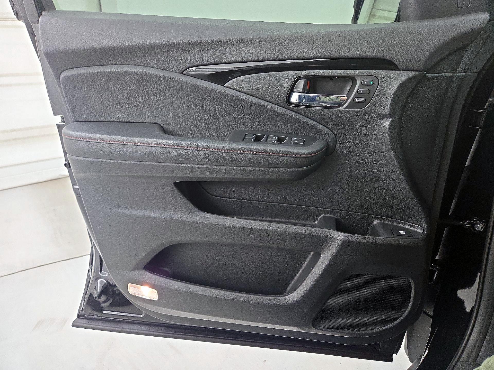 Thumbnail: 2024 Honda Ridgeline - 12