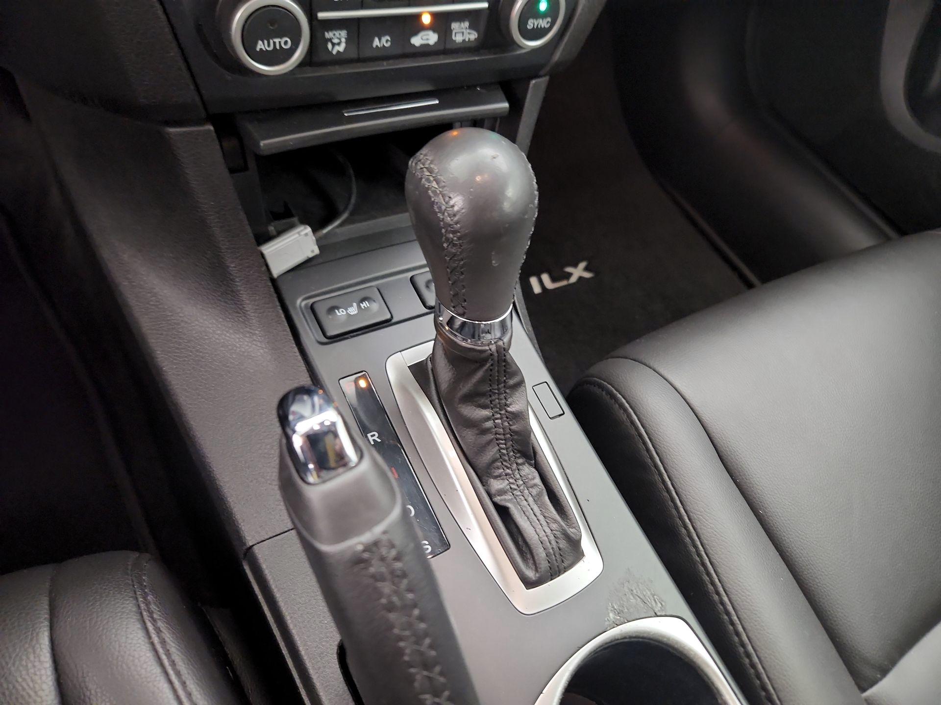 Thumbnail: 2016 Acura ILX - 17