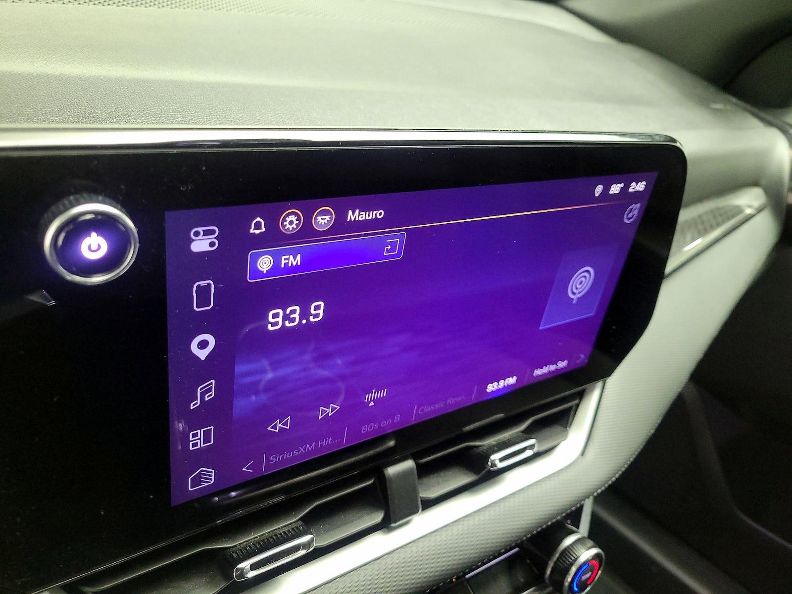 2025 Chevrolet Equinox LT - Photo 16