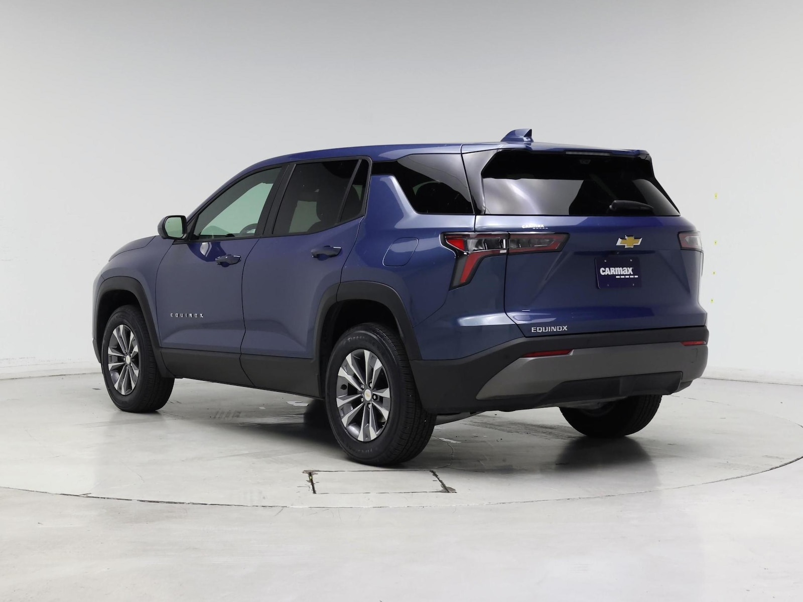 2025 Chevrolet Equinox LT - Photo 3