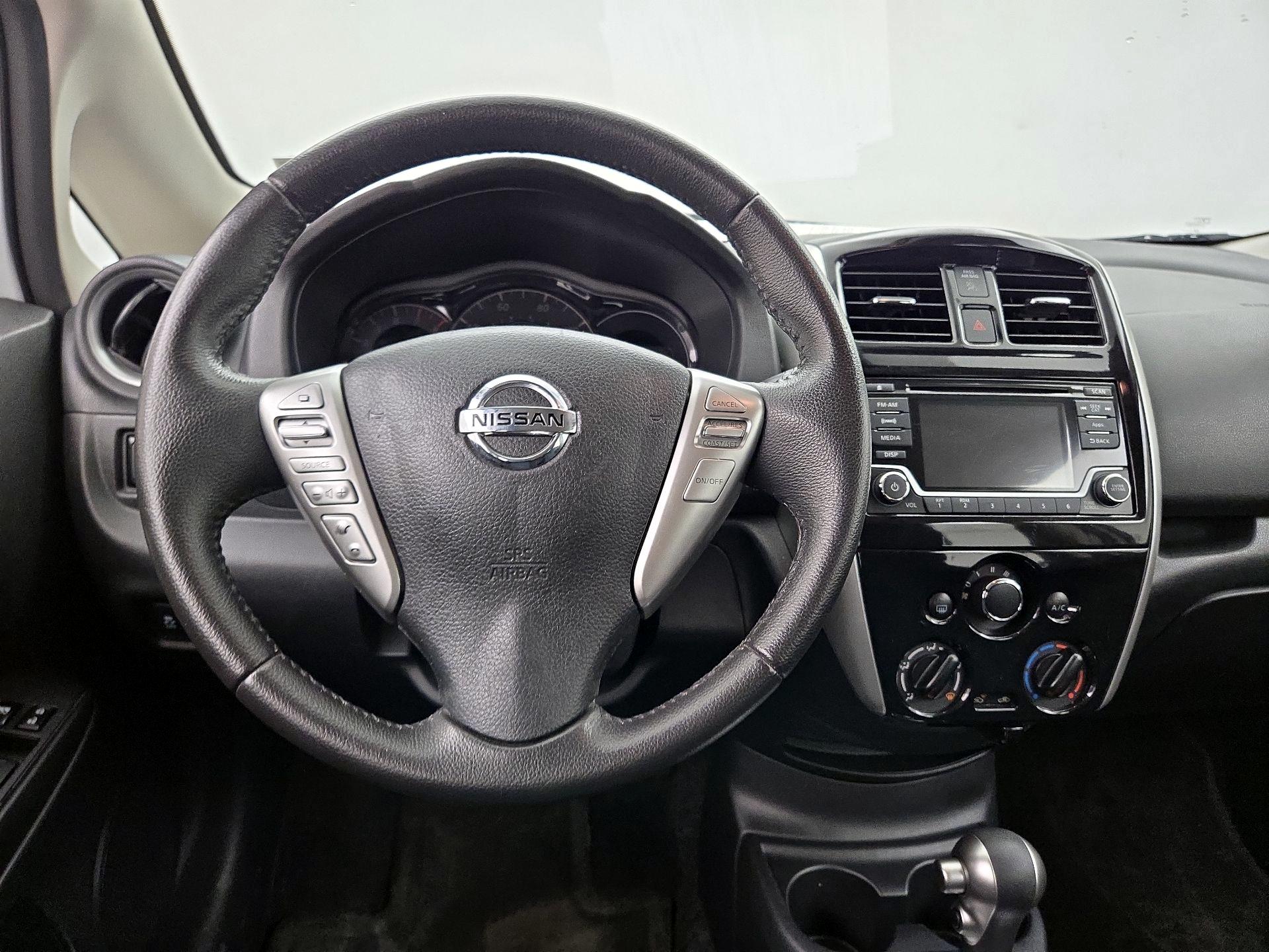 Thumbnail: 2016 Nissan Versa Note - 10