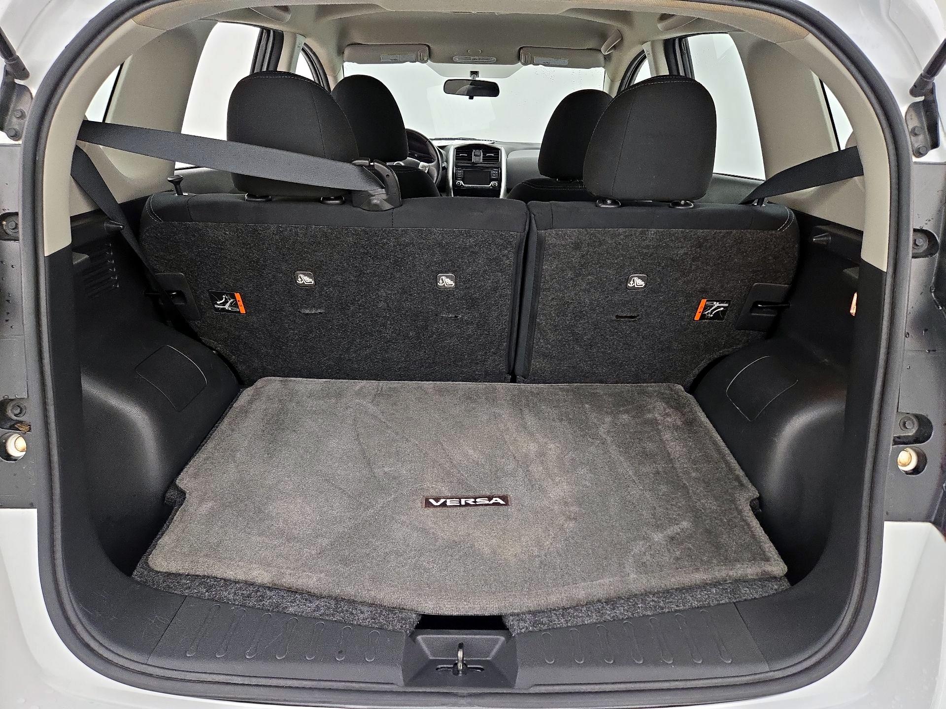 Thumbnail: 2016 Nissan Versa Note - 20