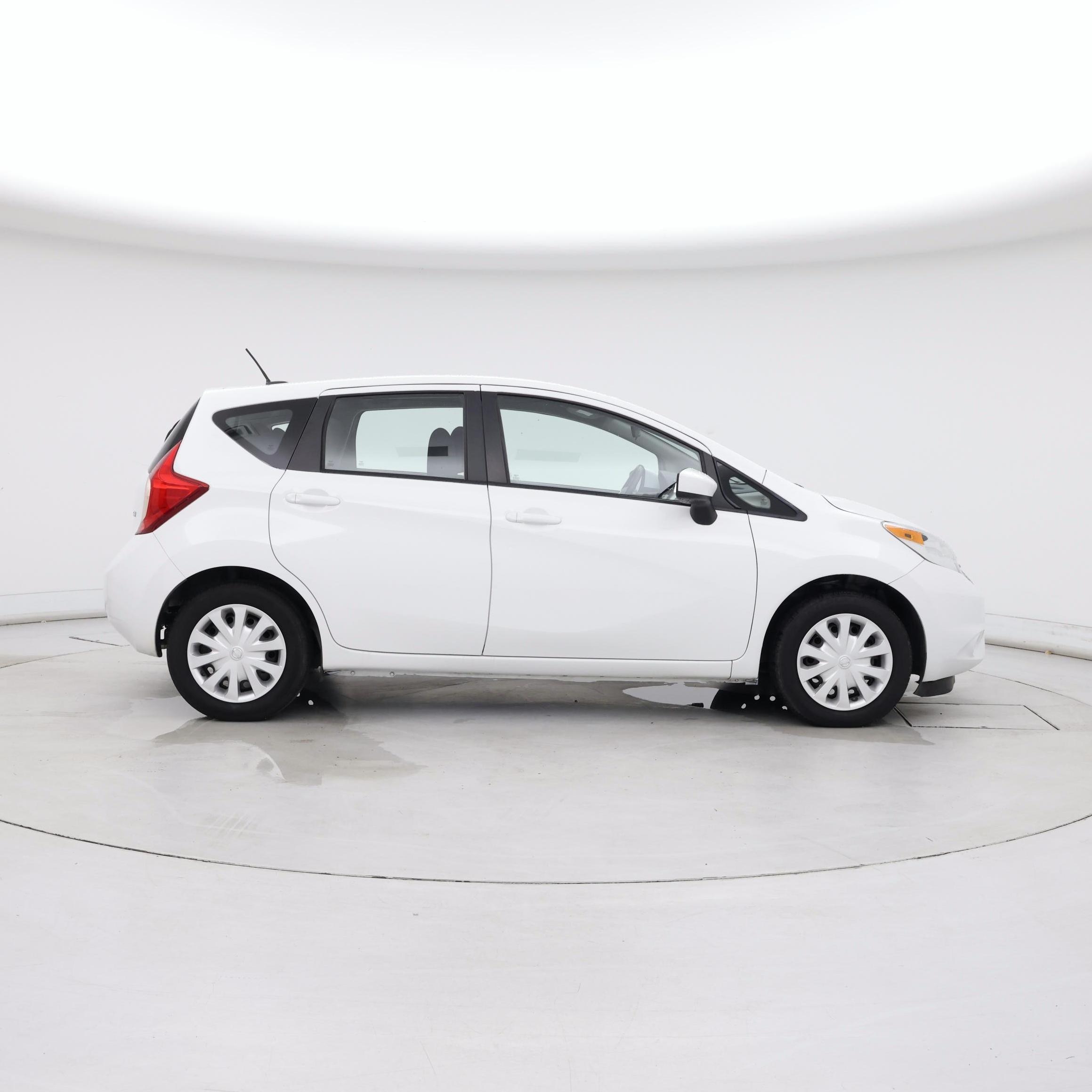 Thumbnail: 2016 Nissan Versa Note - 7