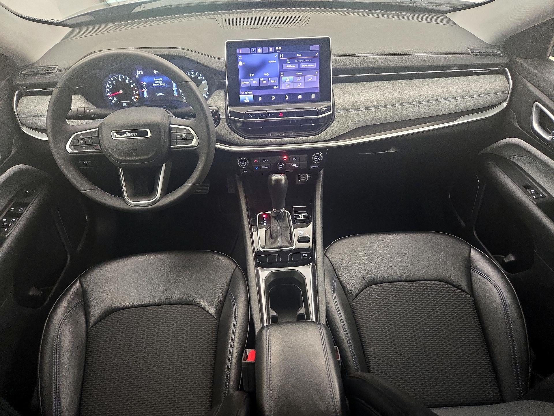 Thumbnail: 2022 Jeep Compass - 9