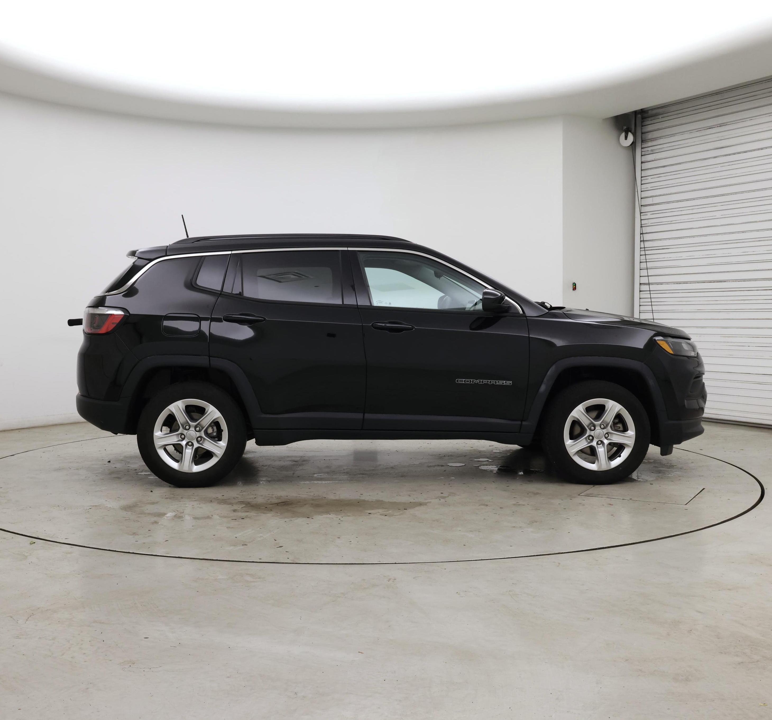 Thumbnail: 2022 Jeep Compass - 7
