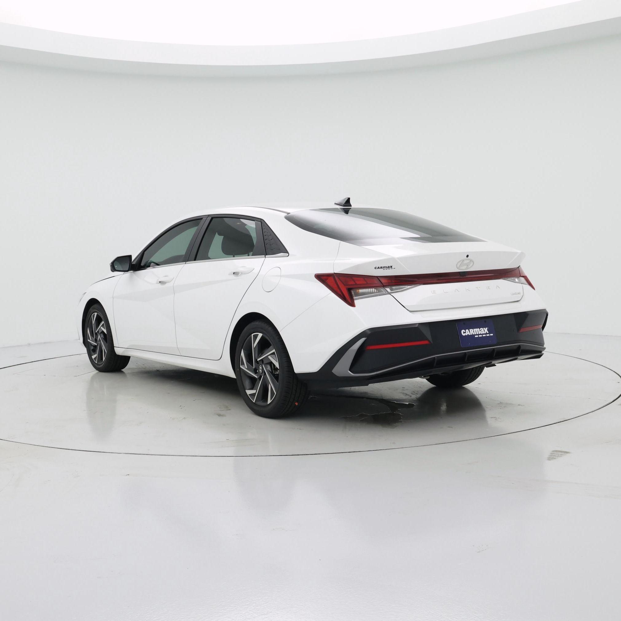 Thumbnail: 2024 Hyundai Elantra - 2