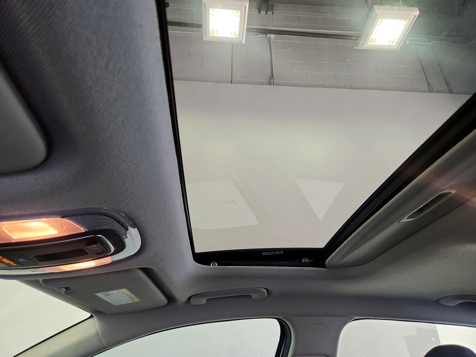 Thumbnail: 2024 Hyundai Elantra - 19