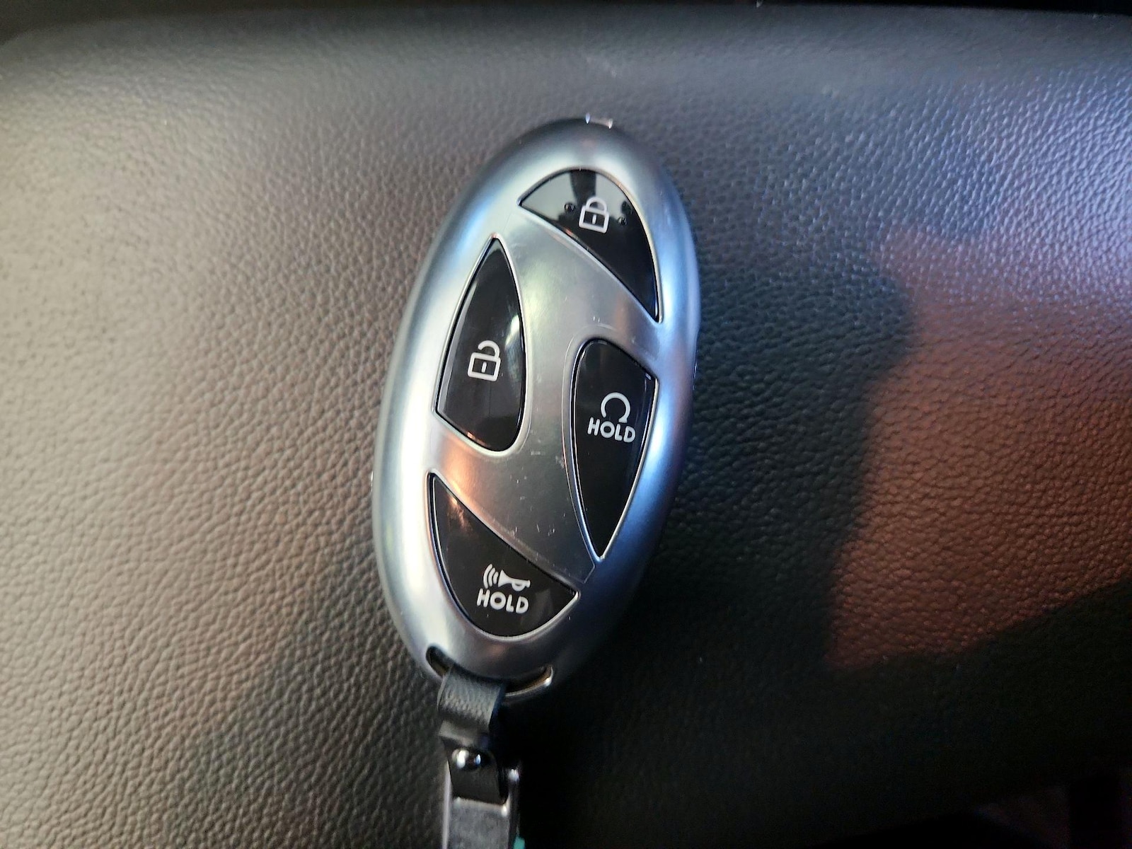 2024 Hyundai Elantra Limited - Photo 24