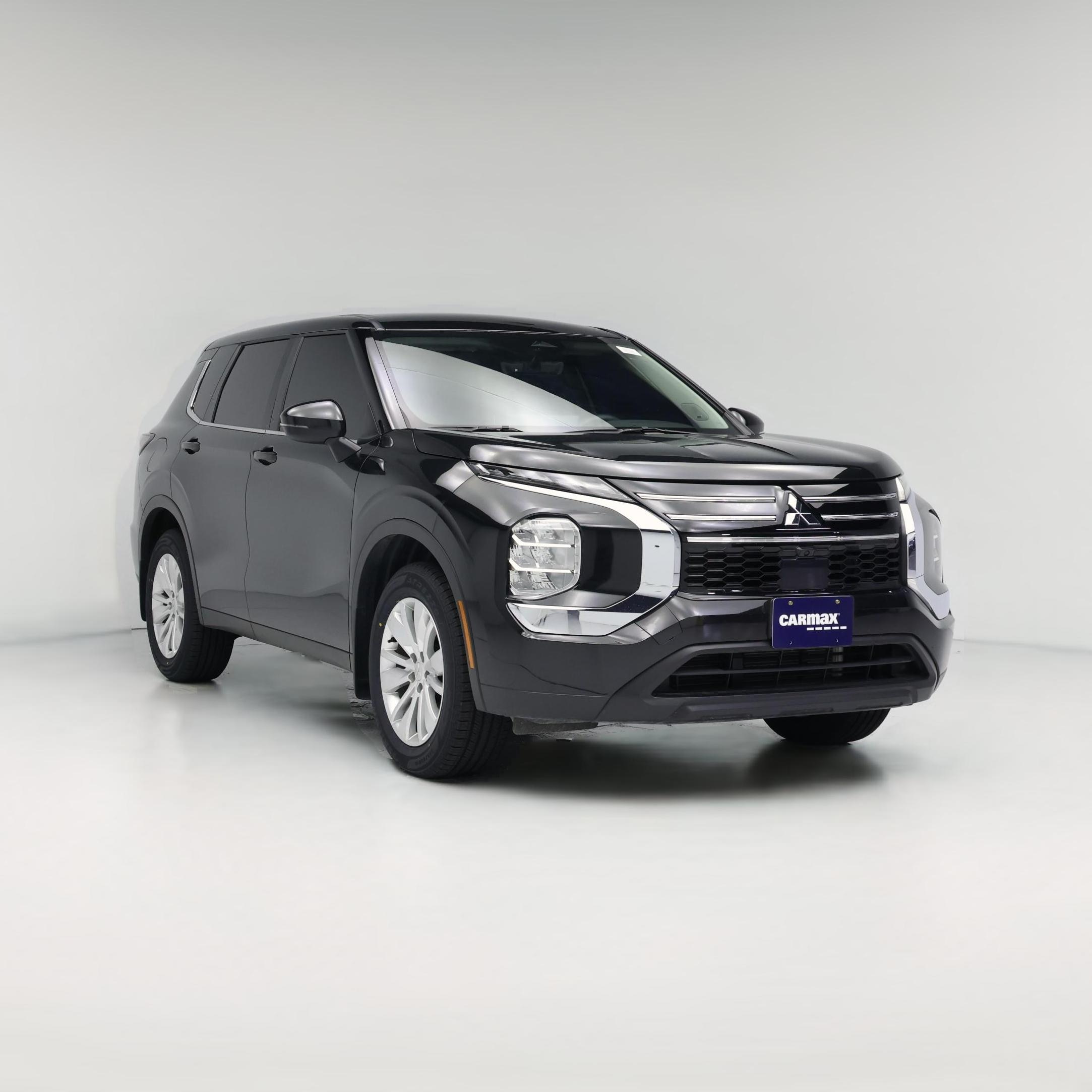 Thumbnail: 2025 Mitsubishi Outlander - 1