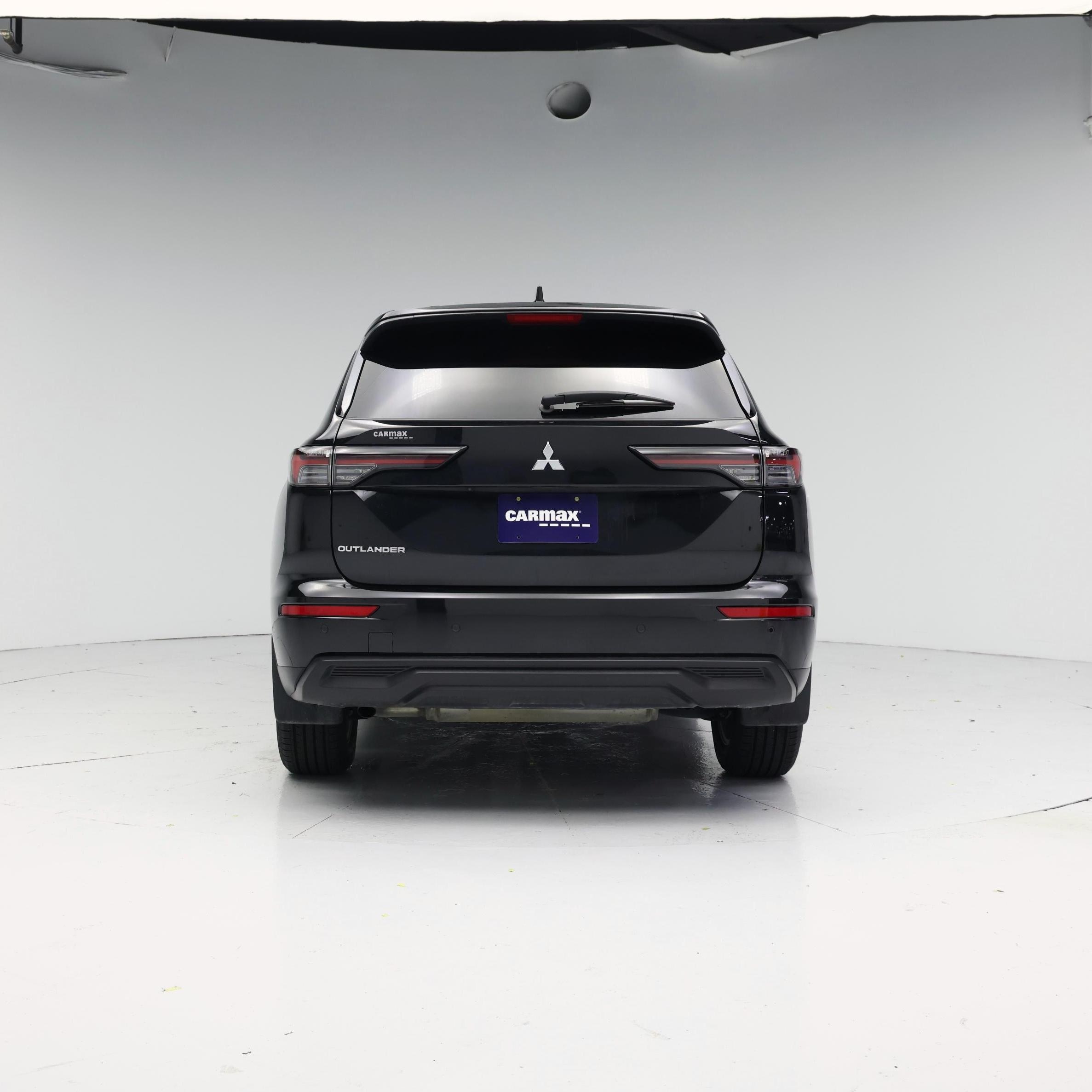Thumbnail: 2025 Mitsubishi Outlander - 6