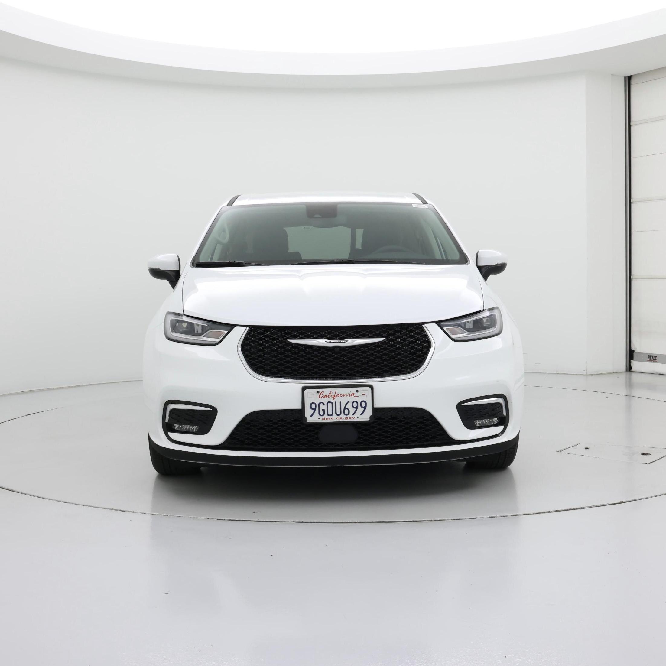 Thumbnail: 2023 Chrysler Pacifica - 5