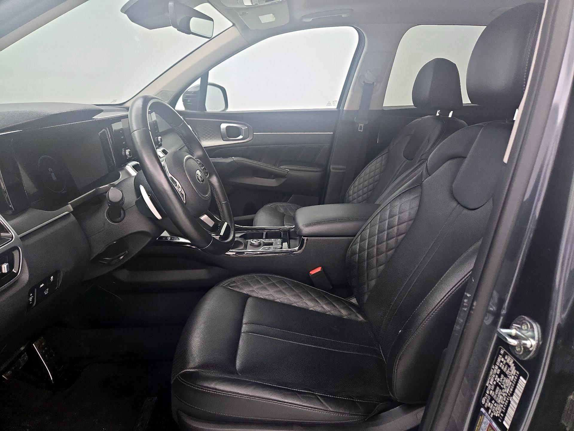 Thumbnail: 2021 Kia Sorento - 11
