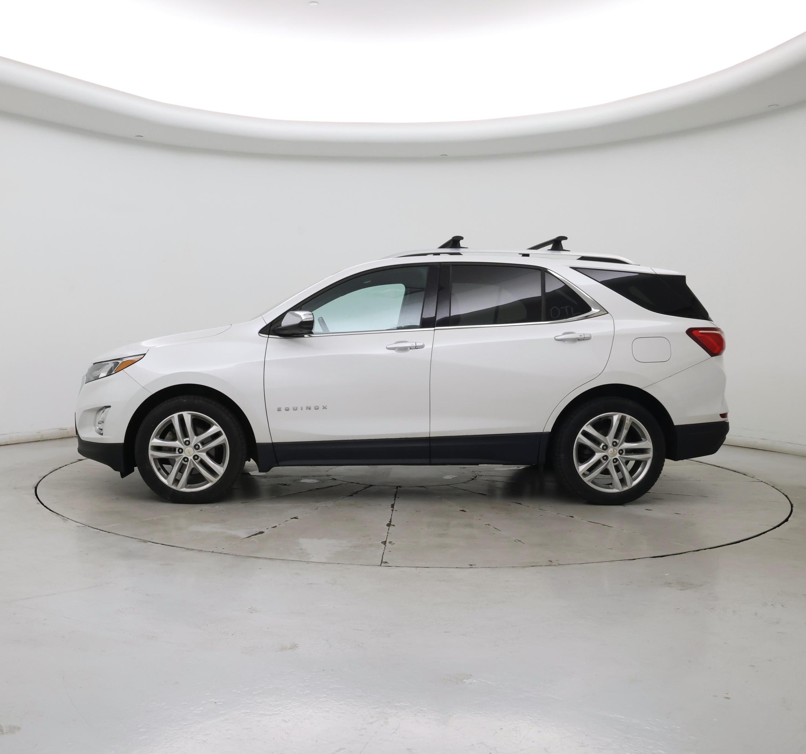 Thumbnail: 2018 Chevrolet Equinox - 3