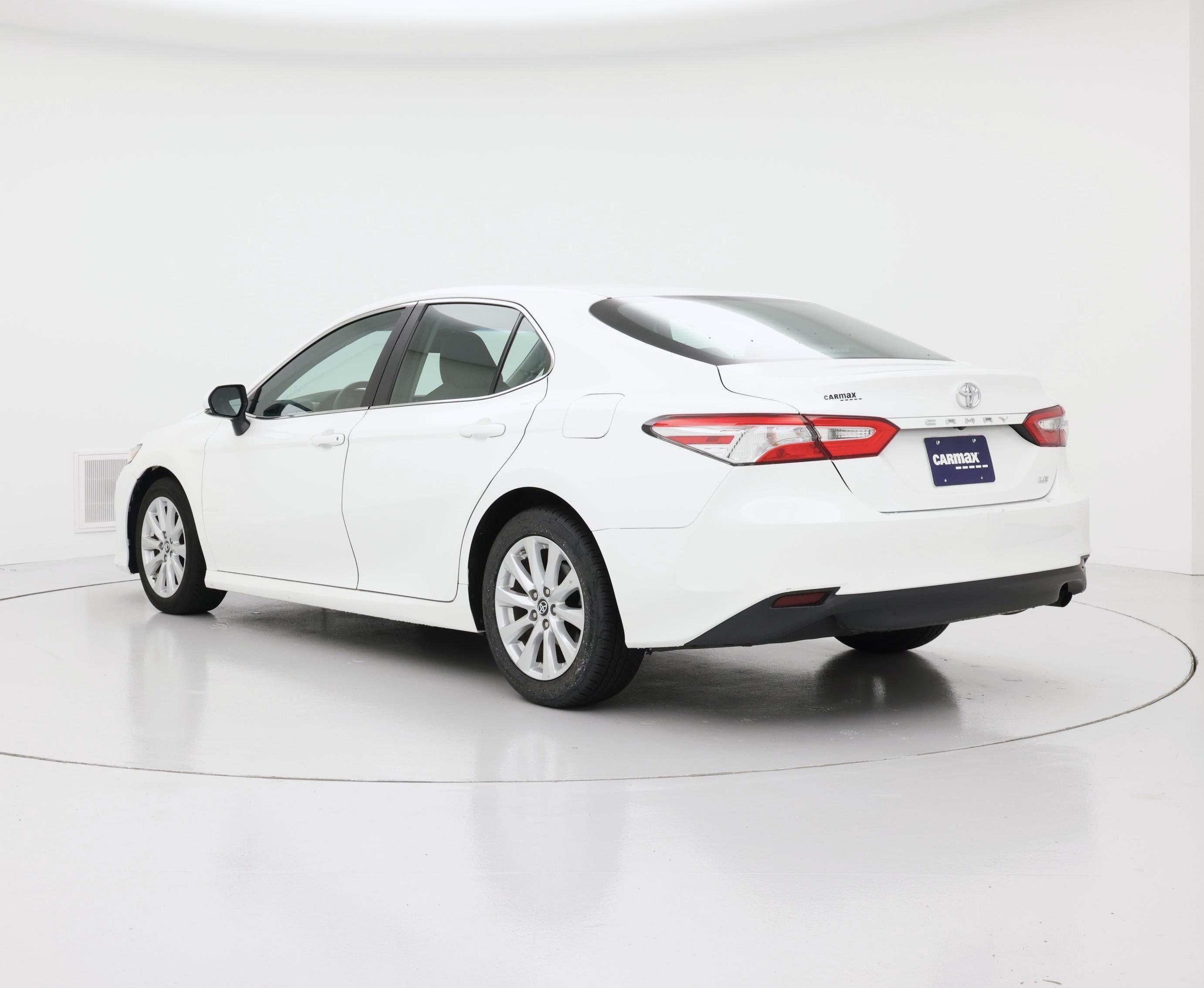 Thumbnail: 2018 Toyota Camry - 2