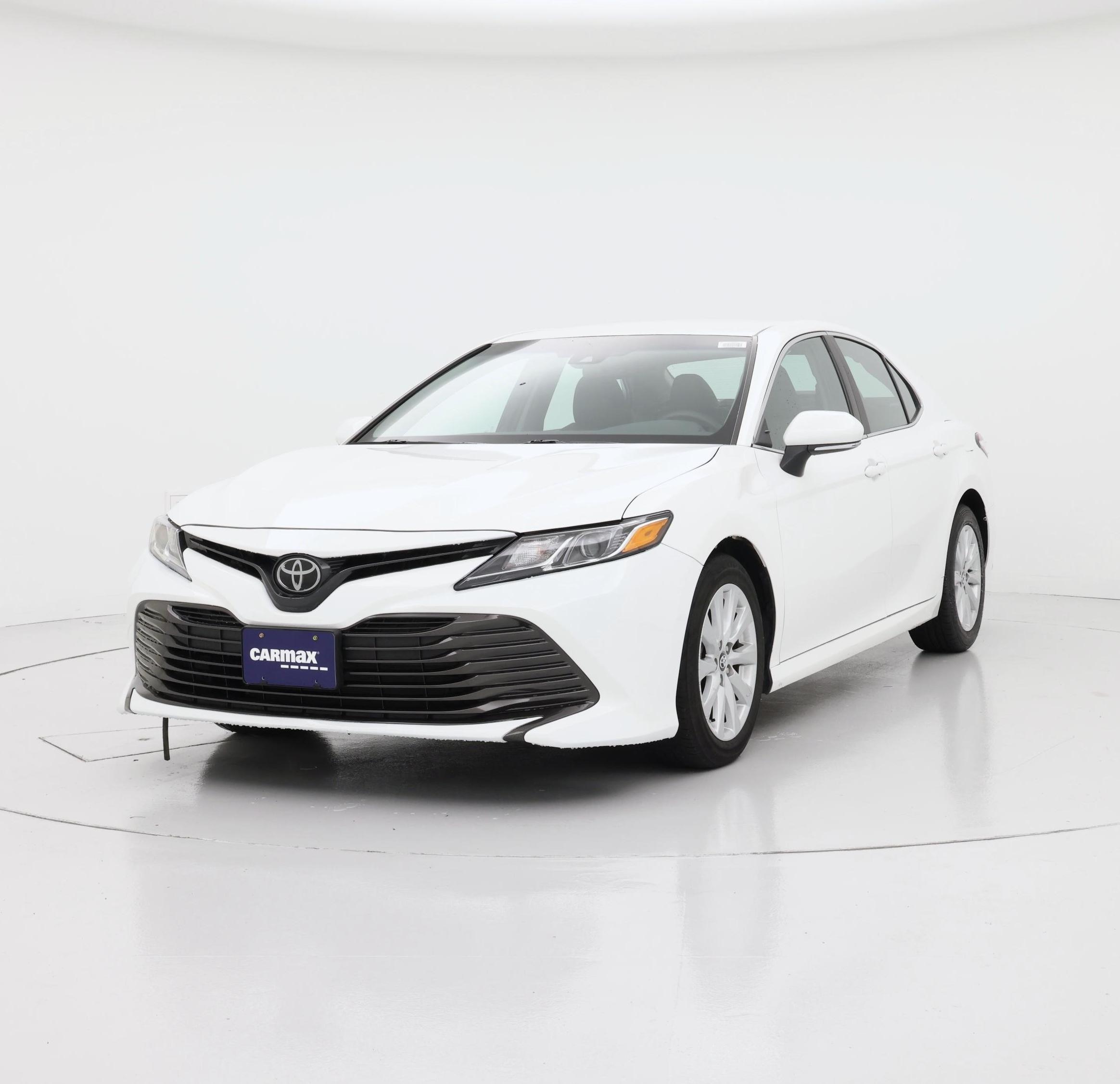 Thumbnail: 2018 Toyota Camry - 4