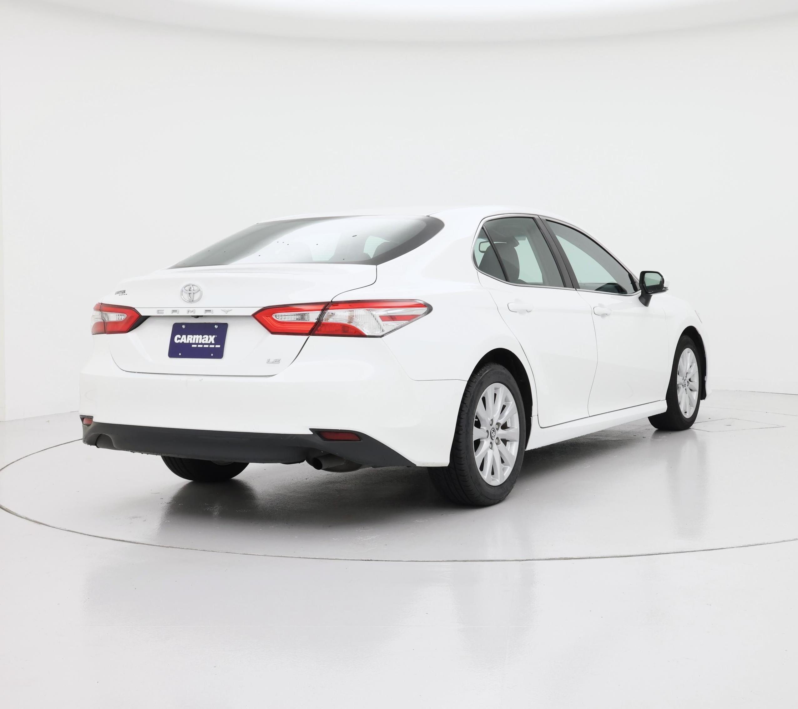 Thumbnail: 2018 Toyota Camry - 8