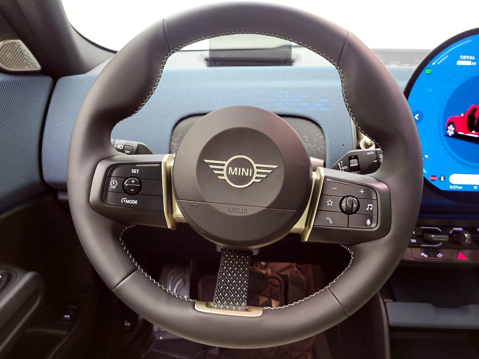 2025 MINI Countryman SE - Photo 11