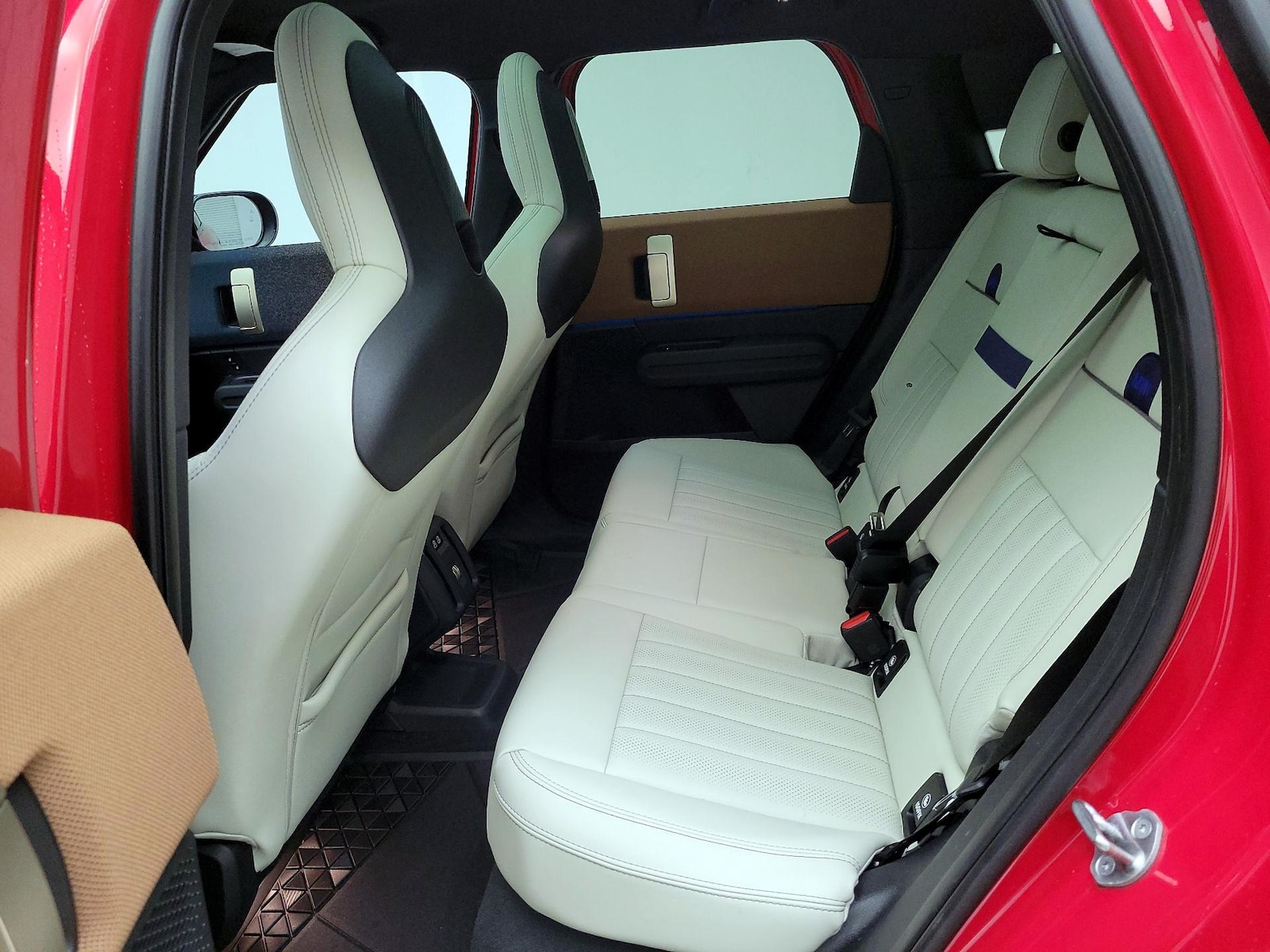 2025 MINI Countryman SE - Photo 21