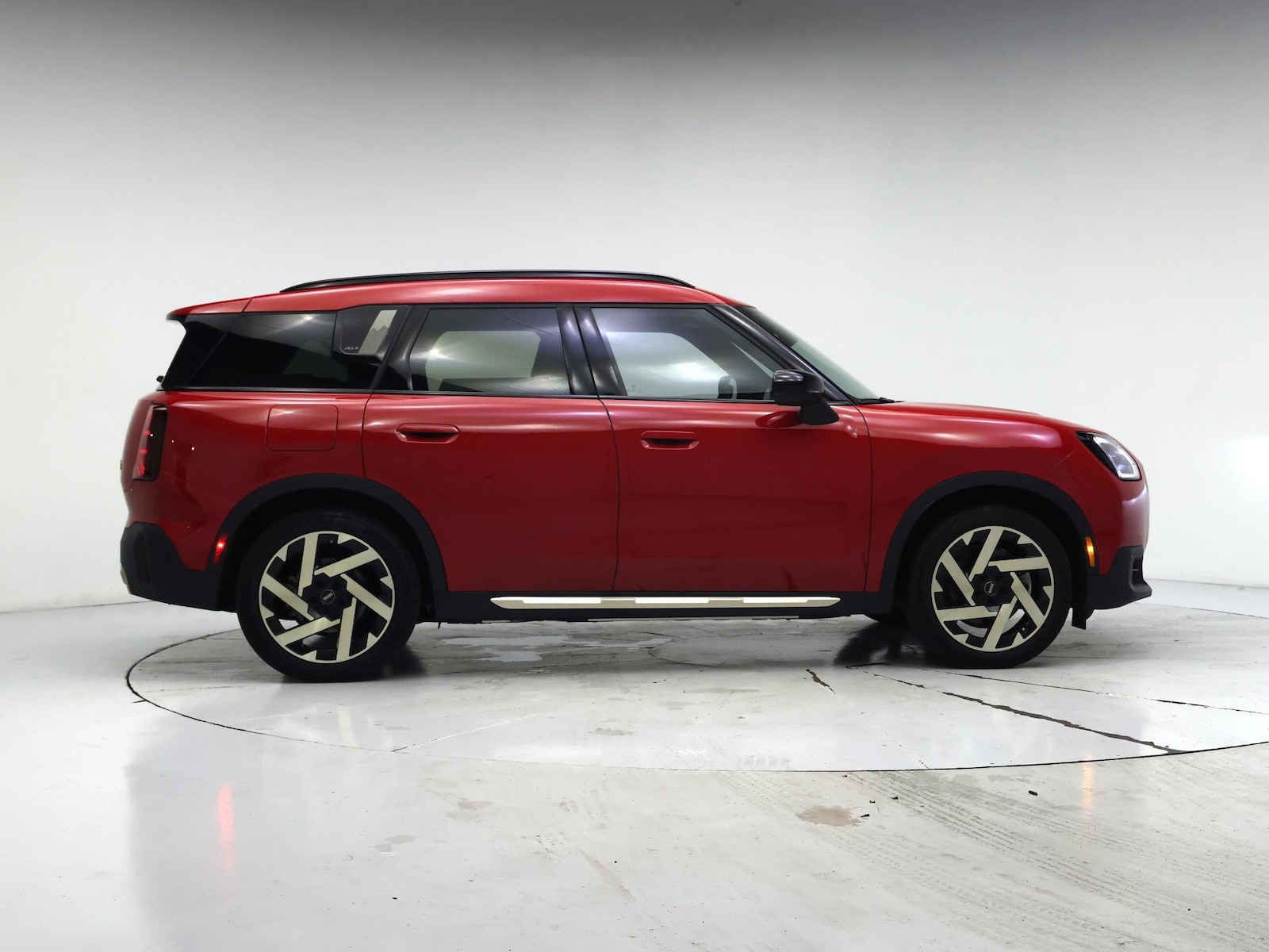 2025 MINI Countryman SE - Photo 8