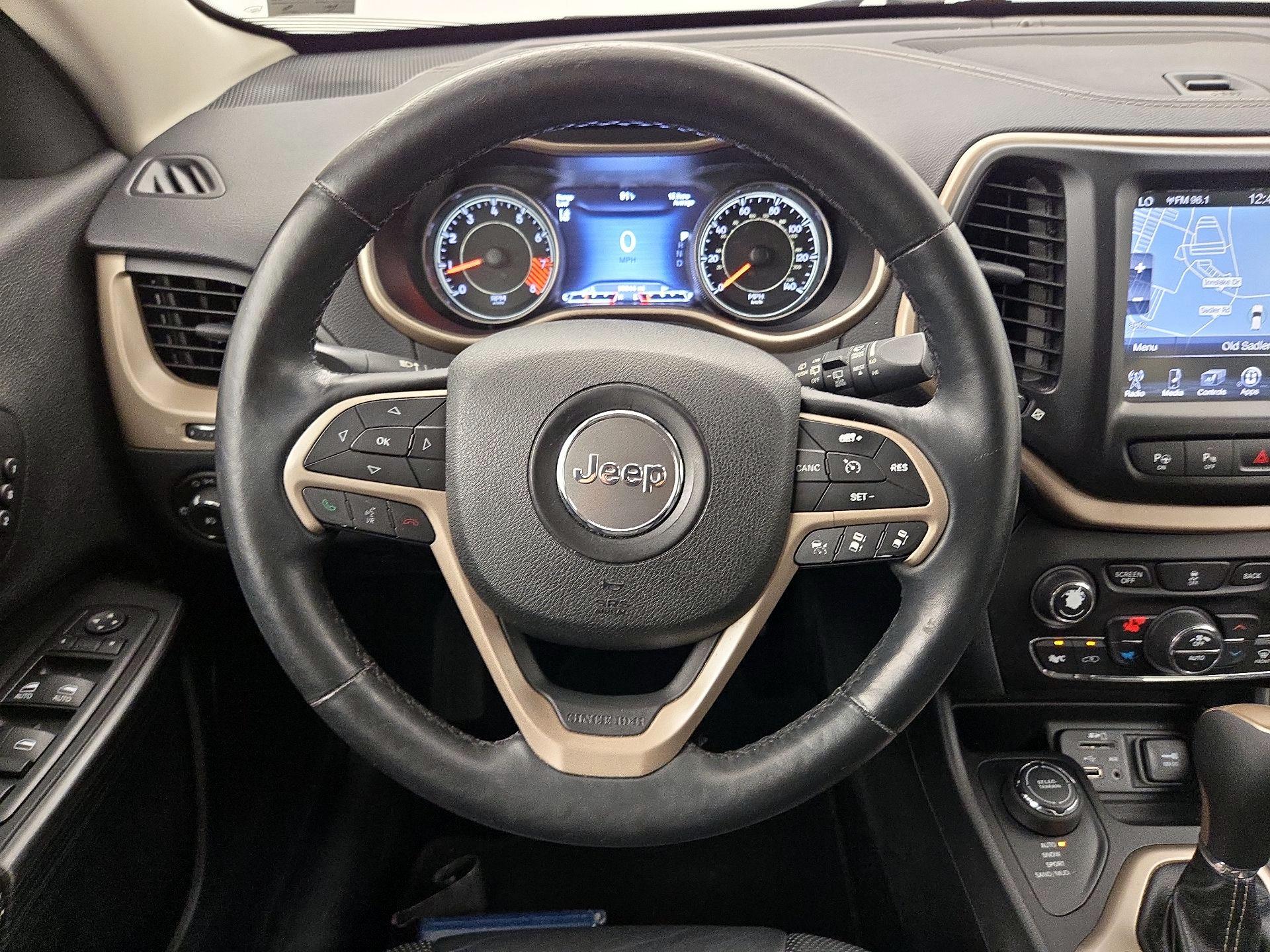 Thumbnail: 2014 Jeep Cherokee - 10