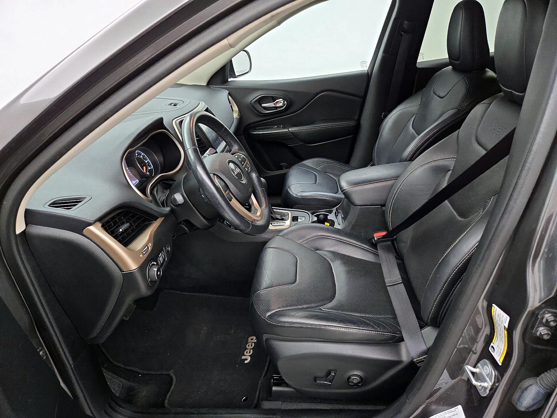 Thumbnail: 2014 Jeep Cherokee - 11