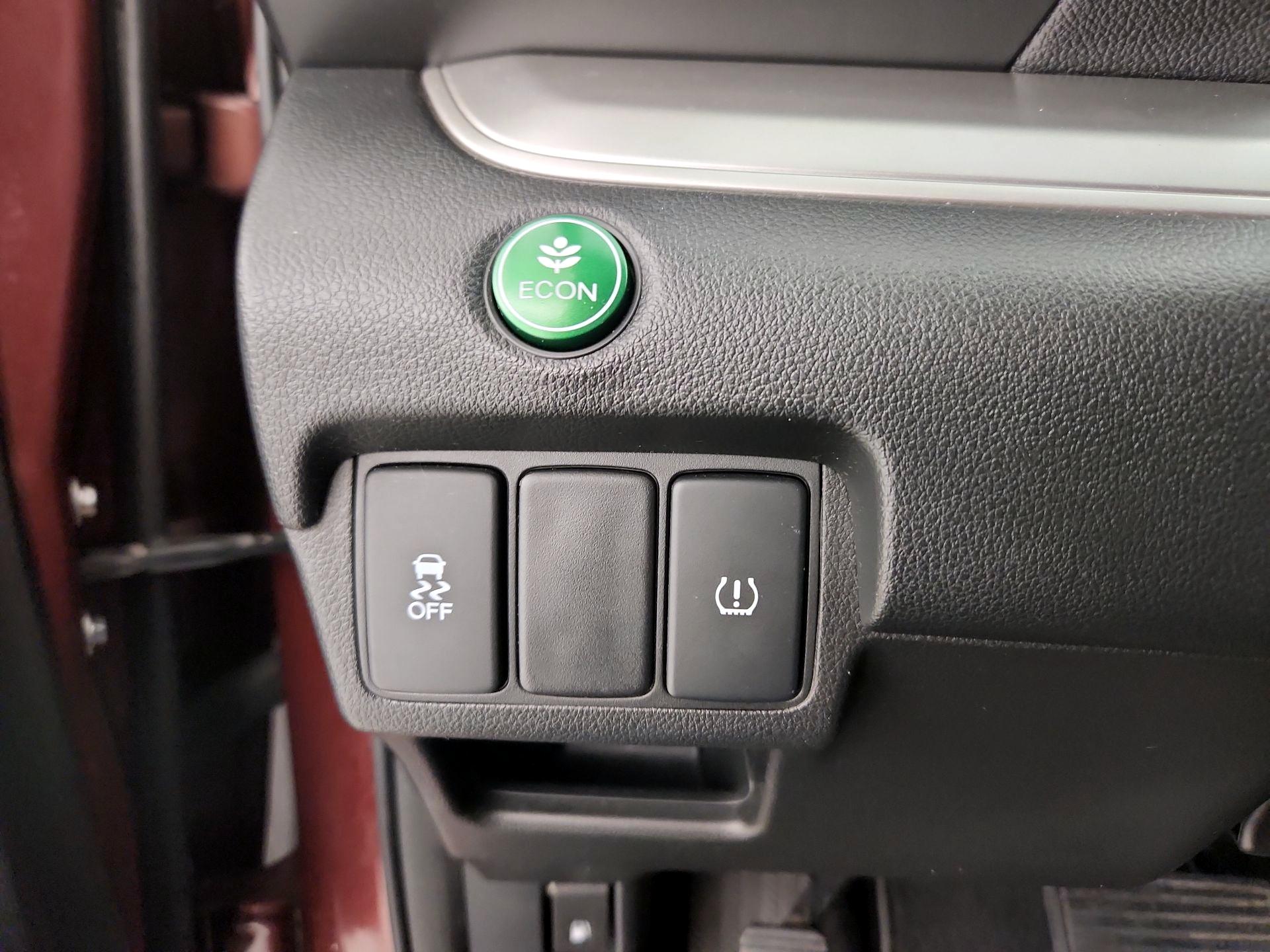 Thumbnail: 2016 Honda CR-V - 13