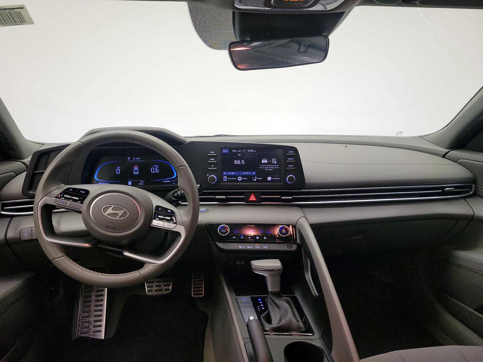 Thumbnail: 2025 Hyundai Elantra - 9
