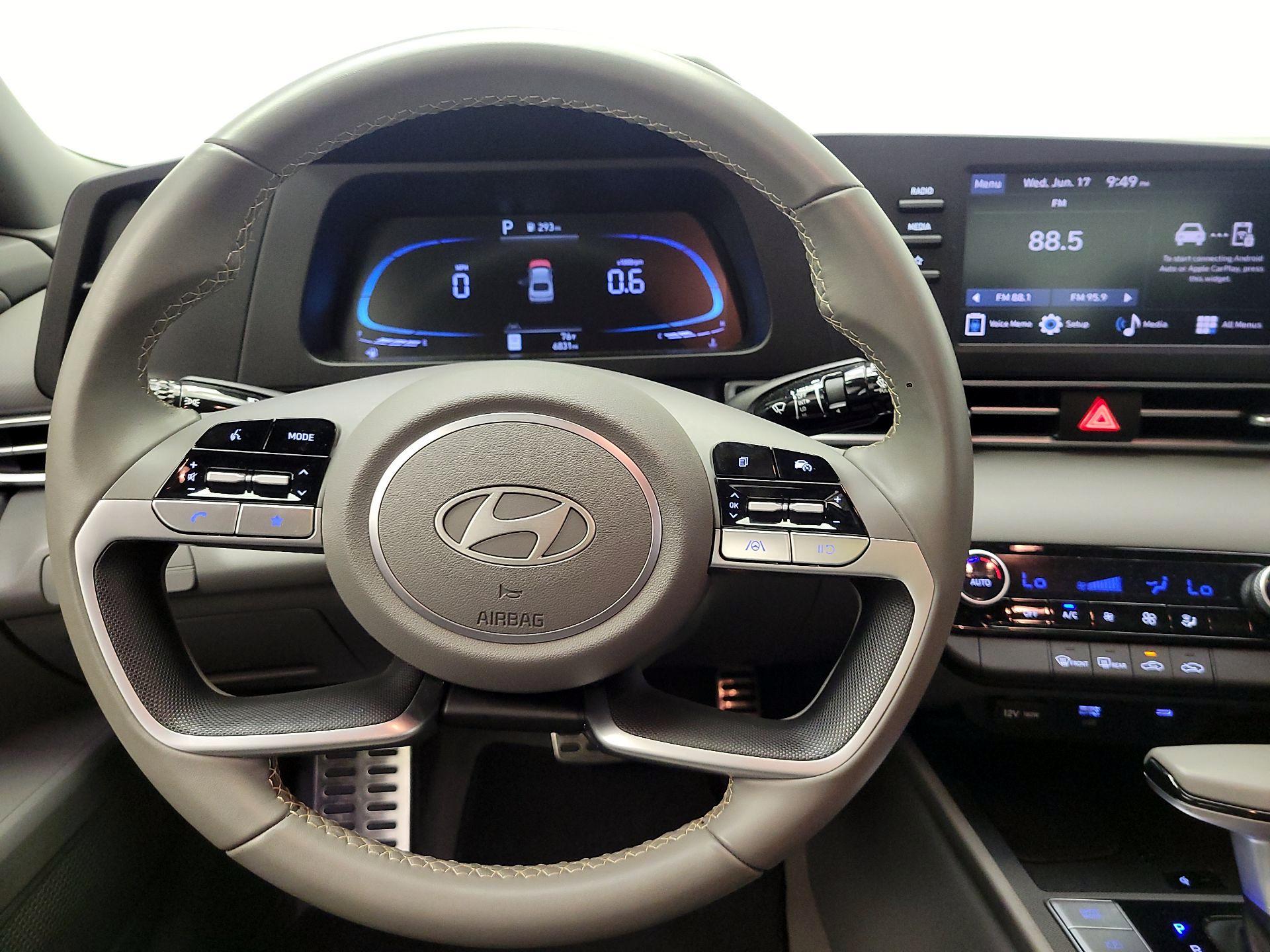 Thumbnail: 2025 Hyundai Elantra - 10