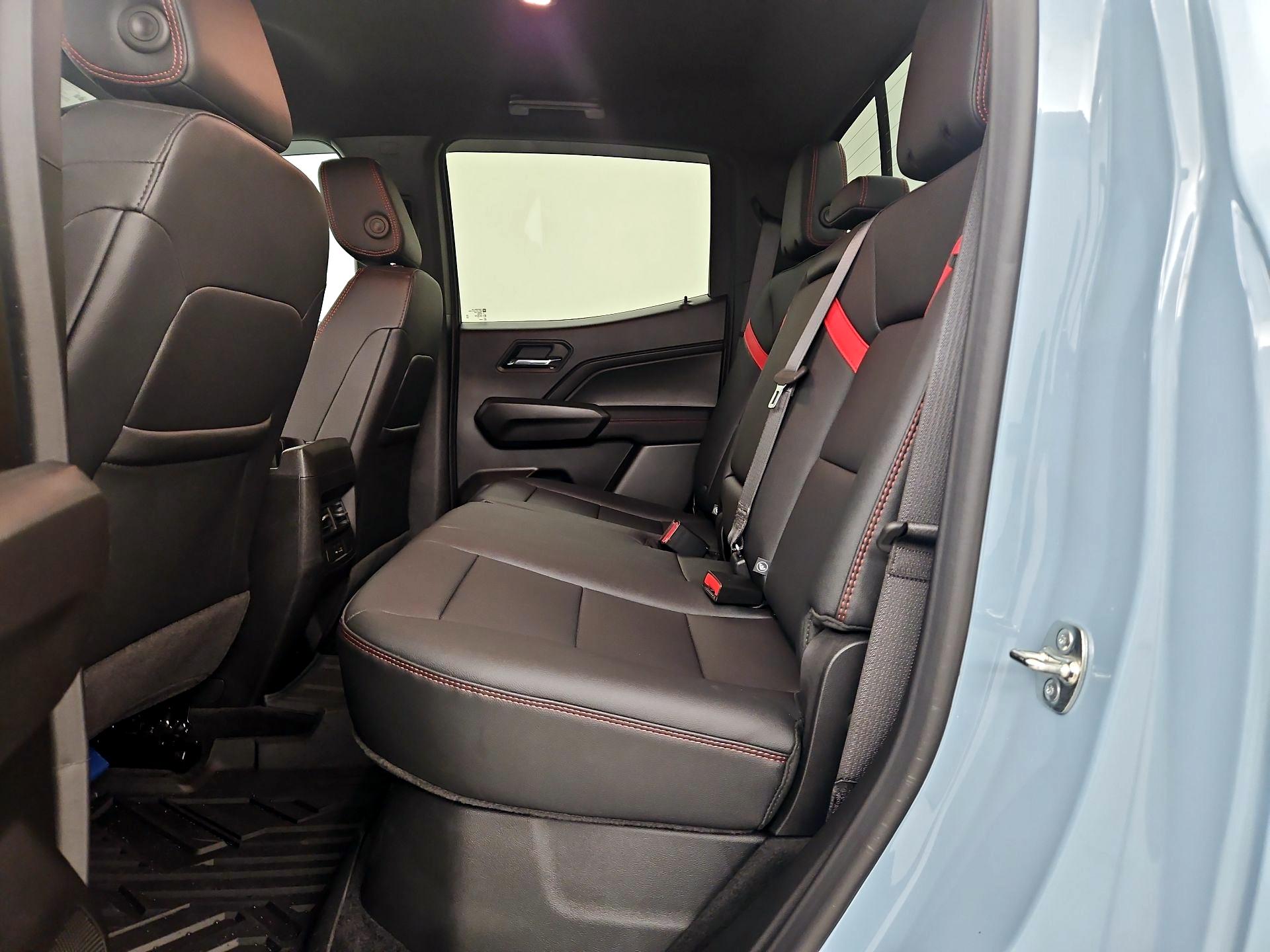Thumbnail: 2026 Chevrolet Colorado - 20