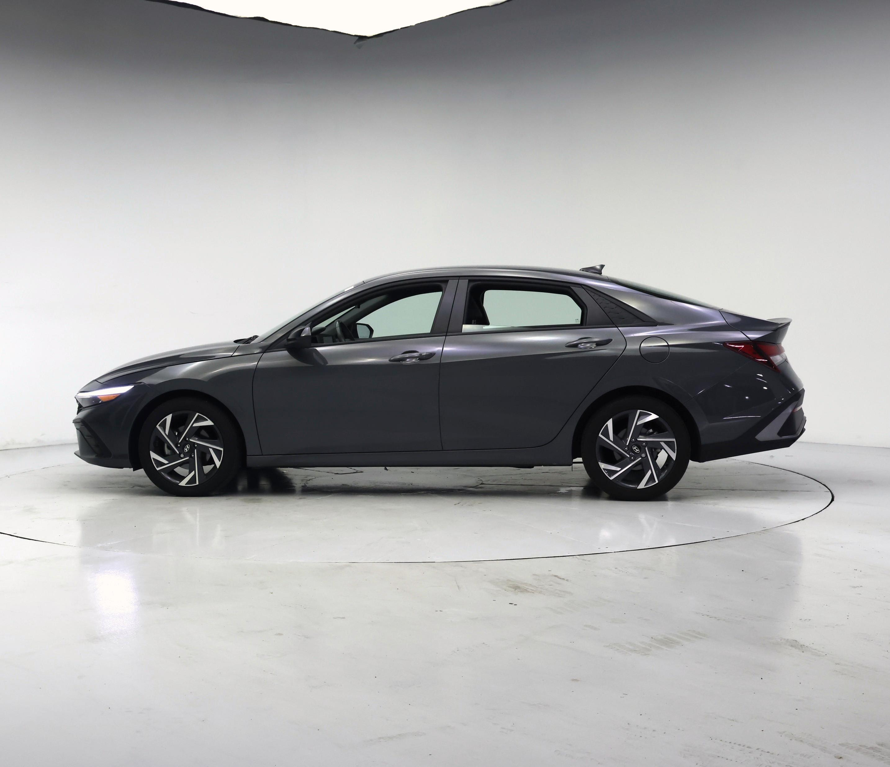 Thumbnail: 2025 Hyundai Elantra - 3