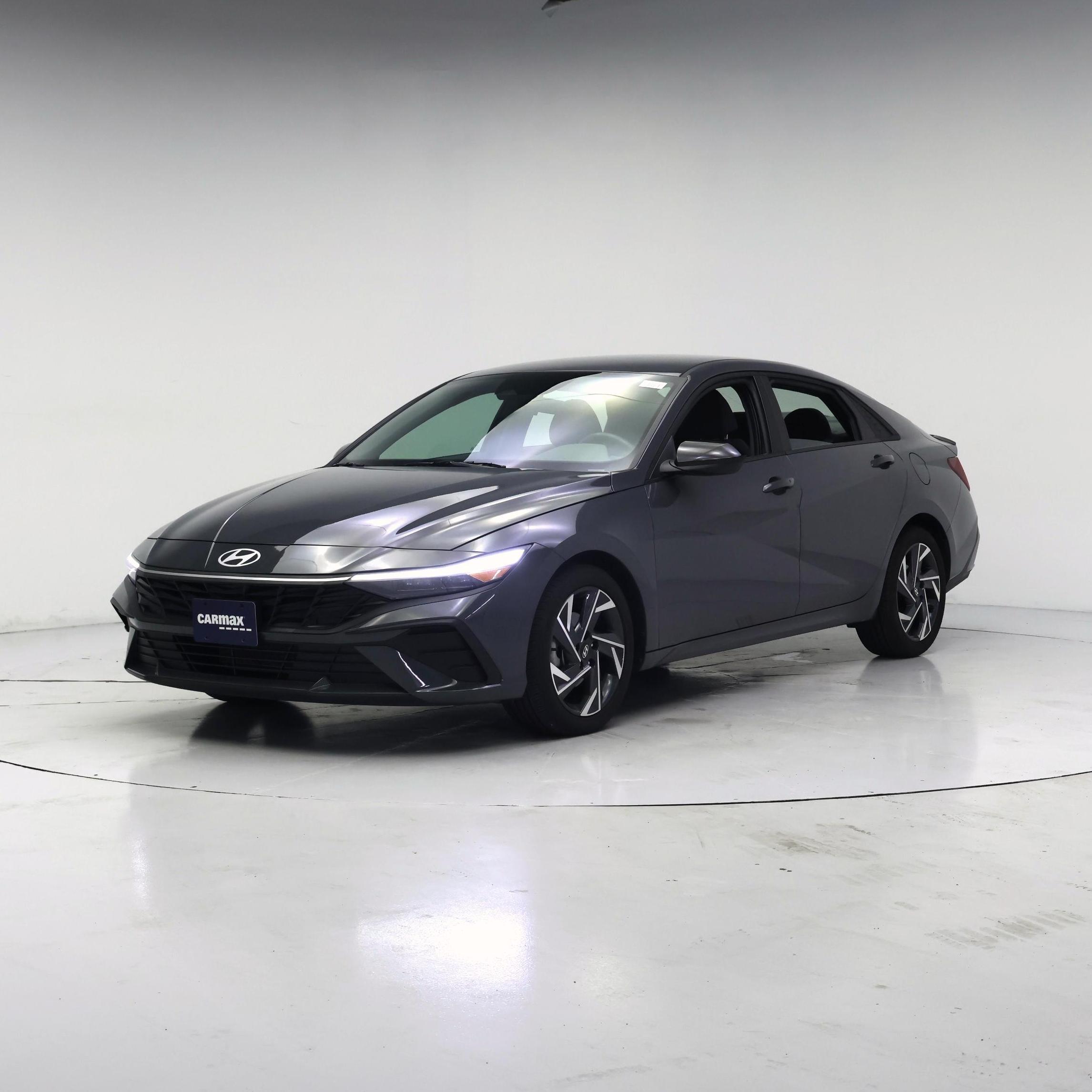 Thumbnail: 2025 Hyundai Elantra - 4