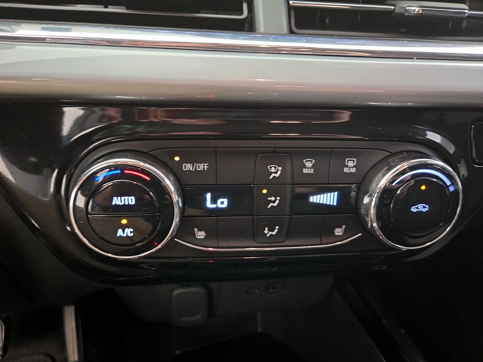 Thumbnail: 2025 Chevrolet Trax - 16